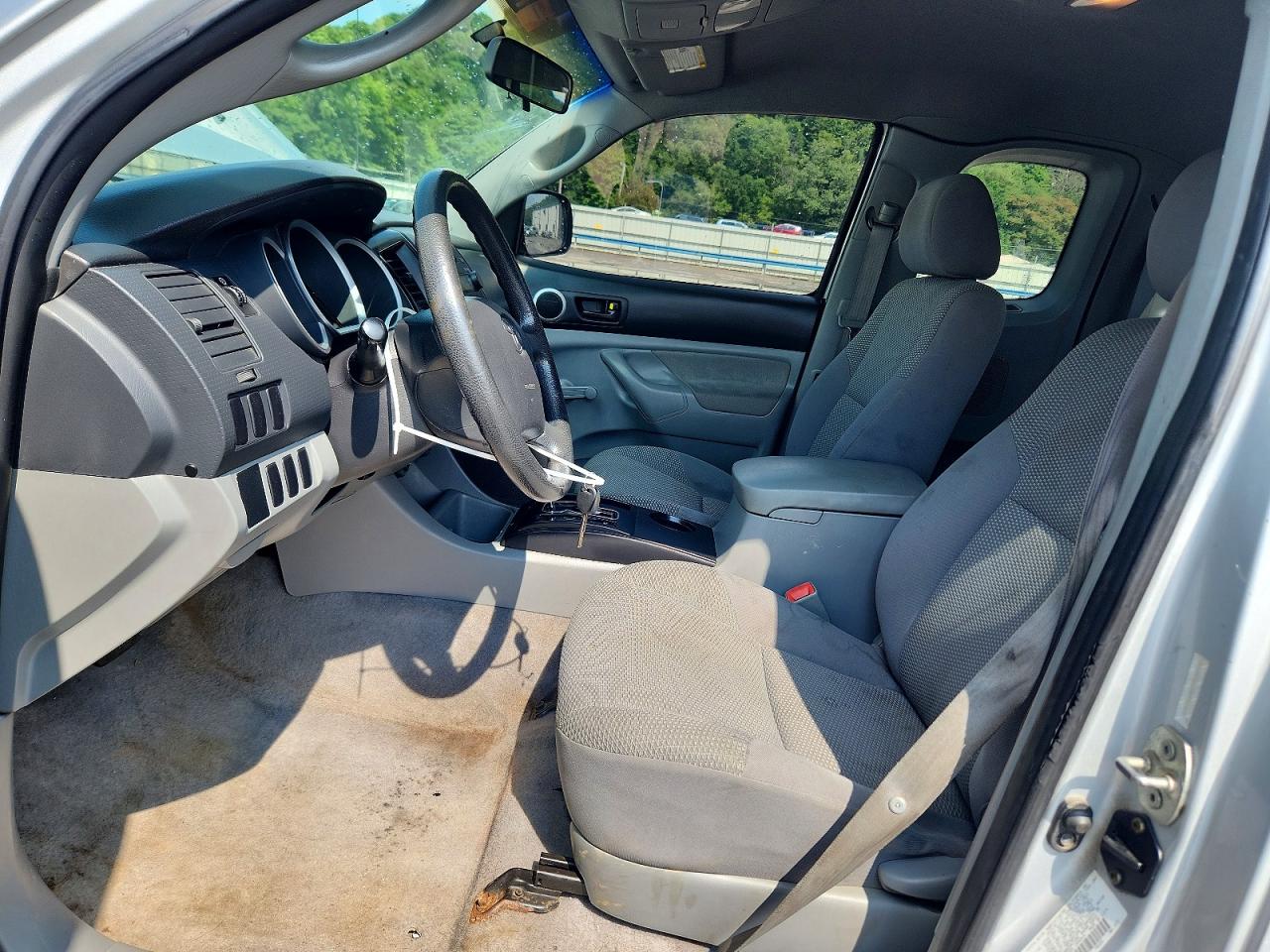 2007 Toyota Tacoma V6 Серебряный vin: 5TEUU42N27Z433500