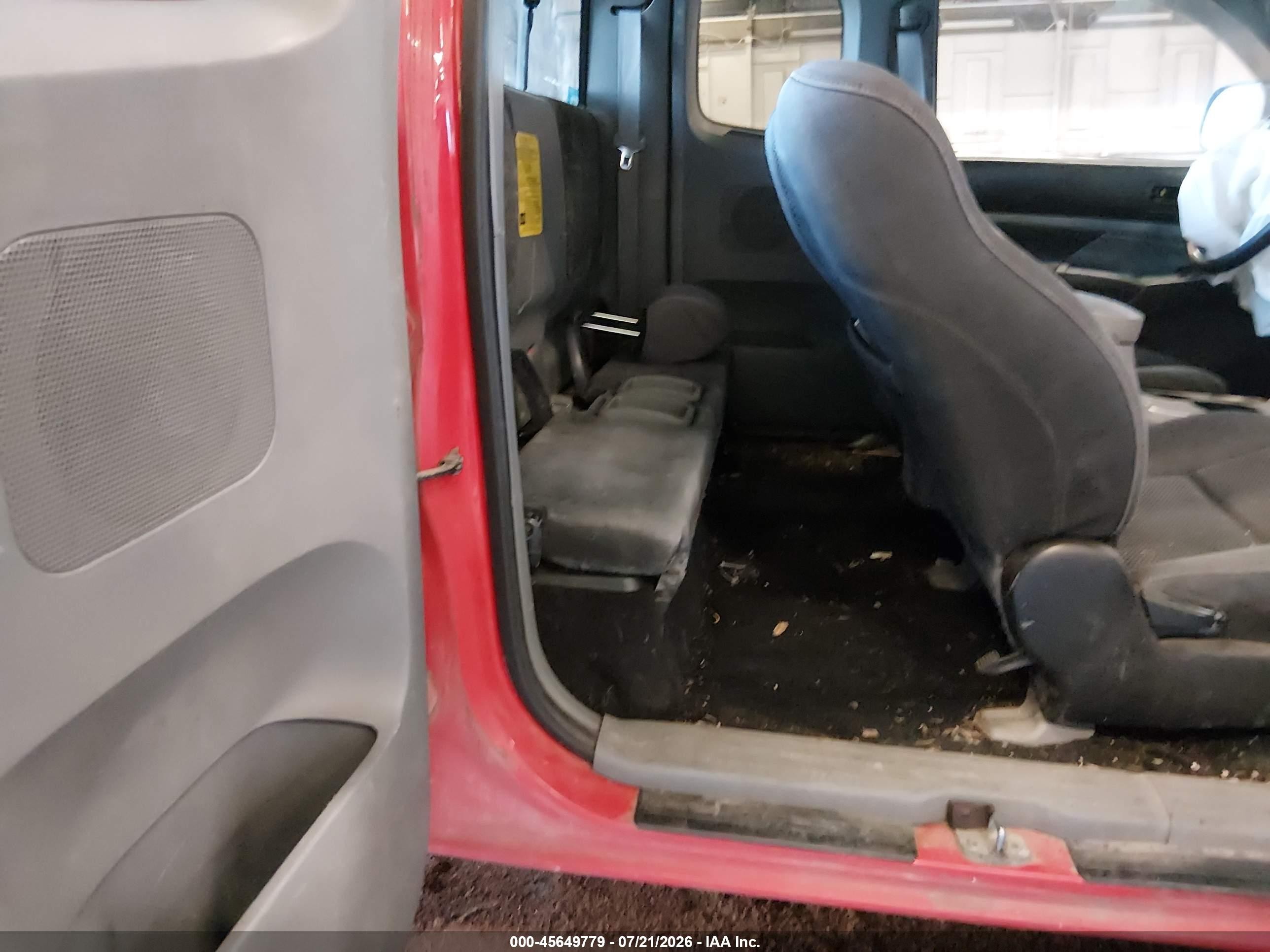 2007 Toyota Tacoma Base V6 Red vin: 5TEUU42N47Z392948