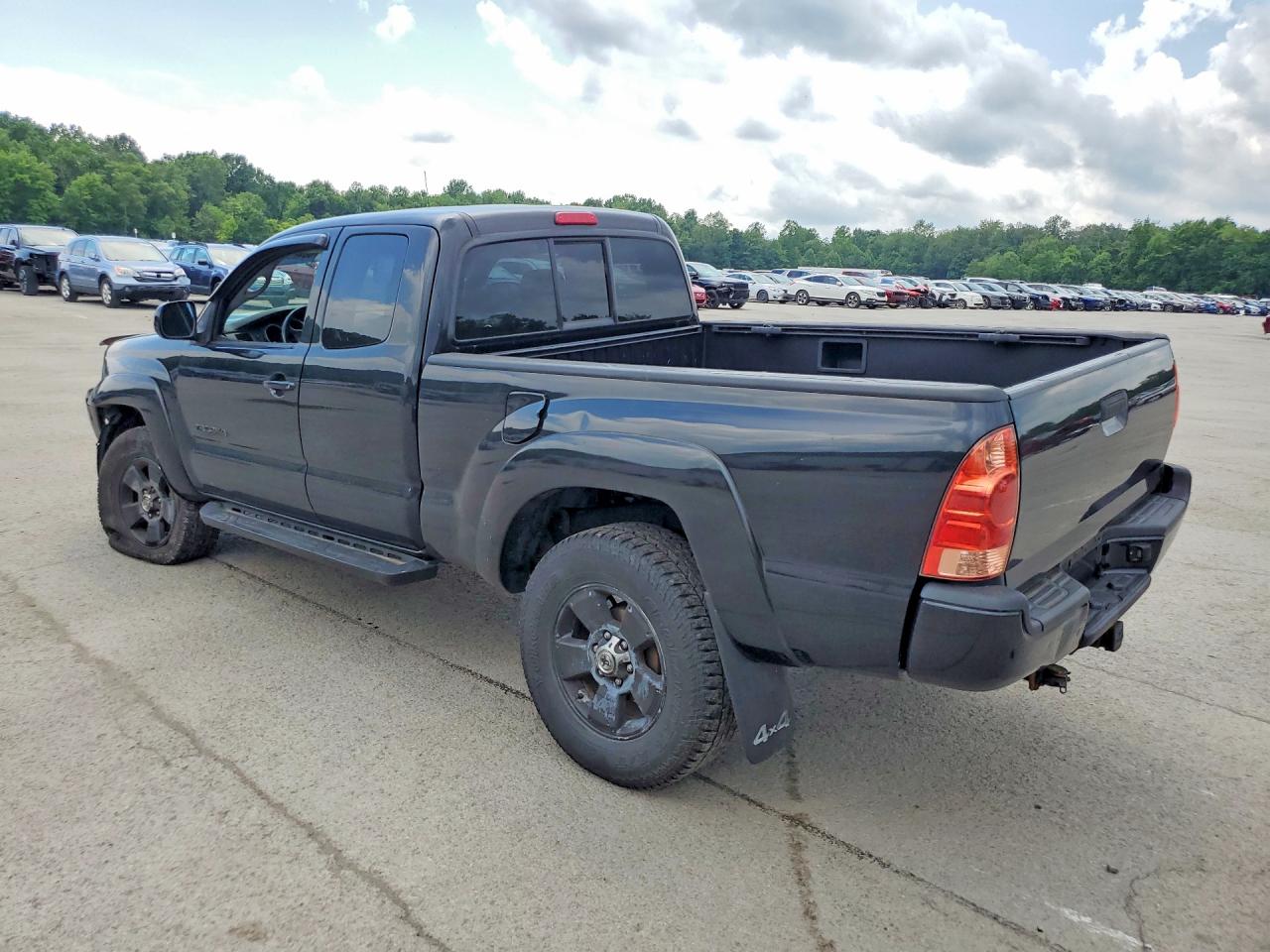 2005 Toyota Tacoma Access Cab Black vin: 5TEUU42N55Z003988