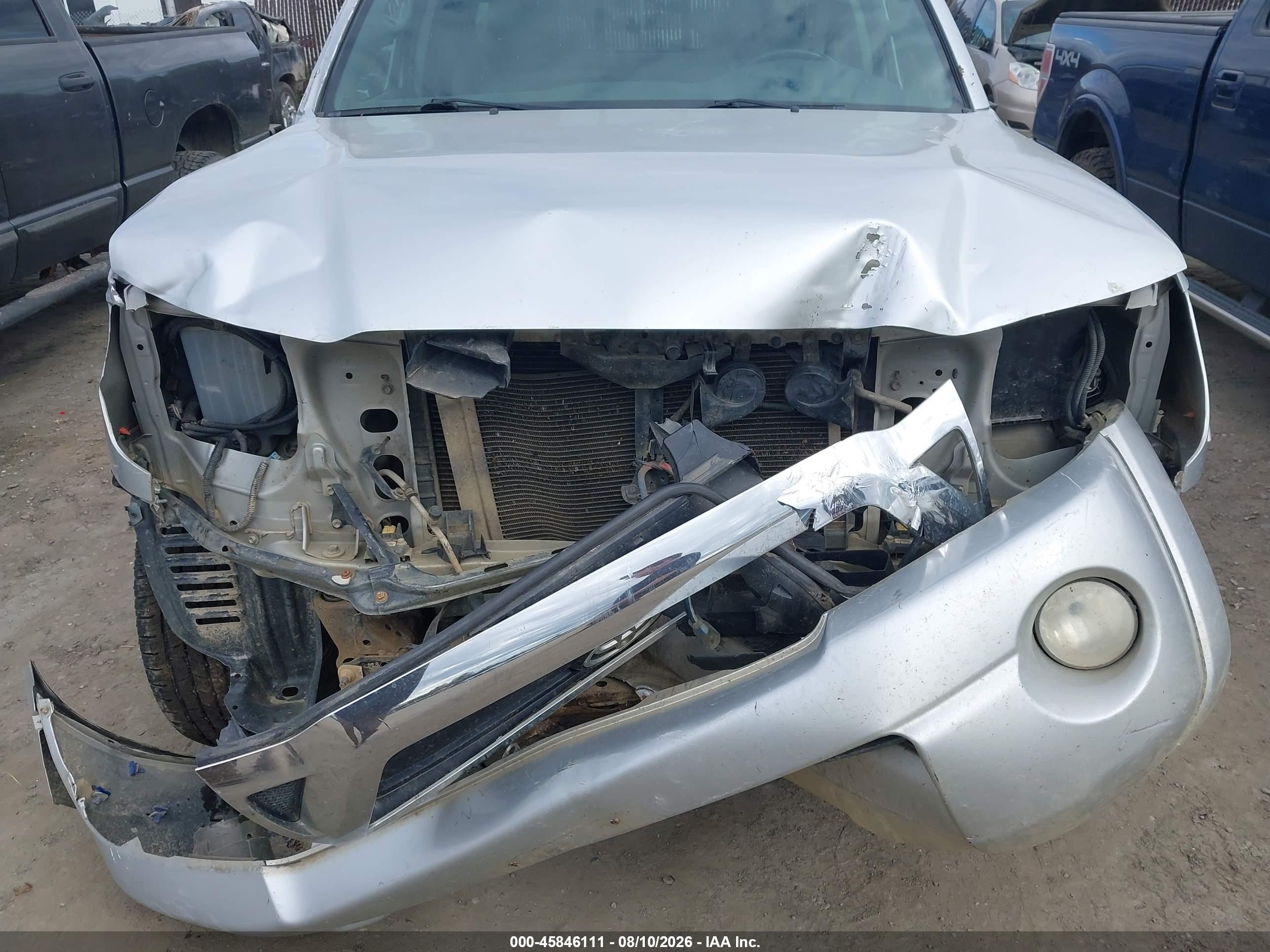 2005 Toyota Tacoma Base V6 Silver vin: 5TEUU42N55Z071157