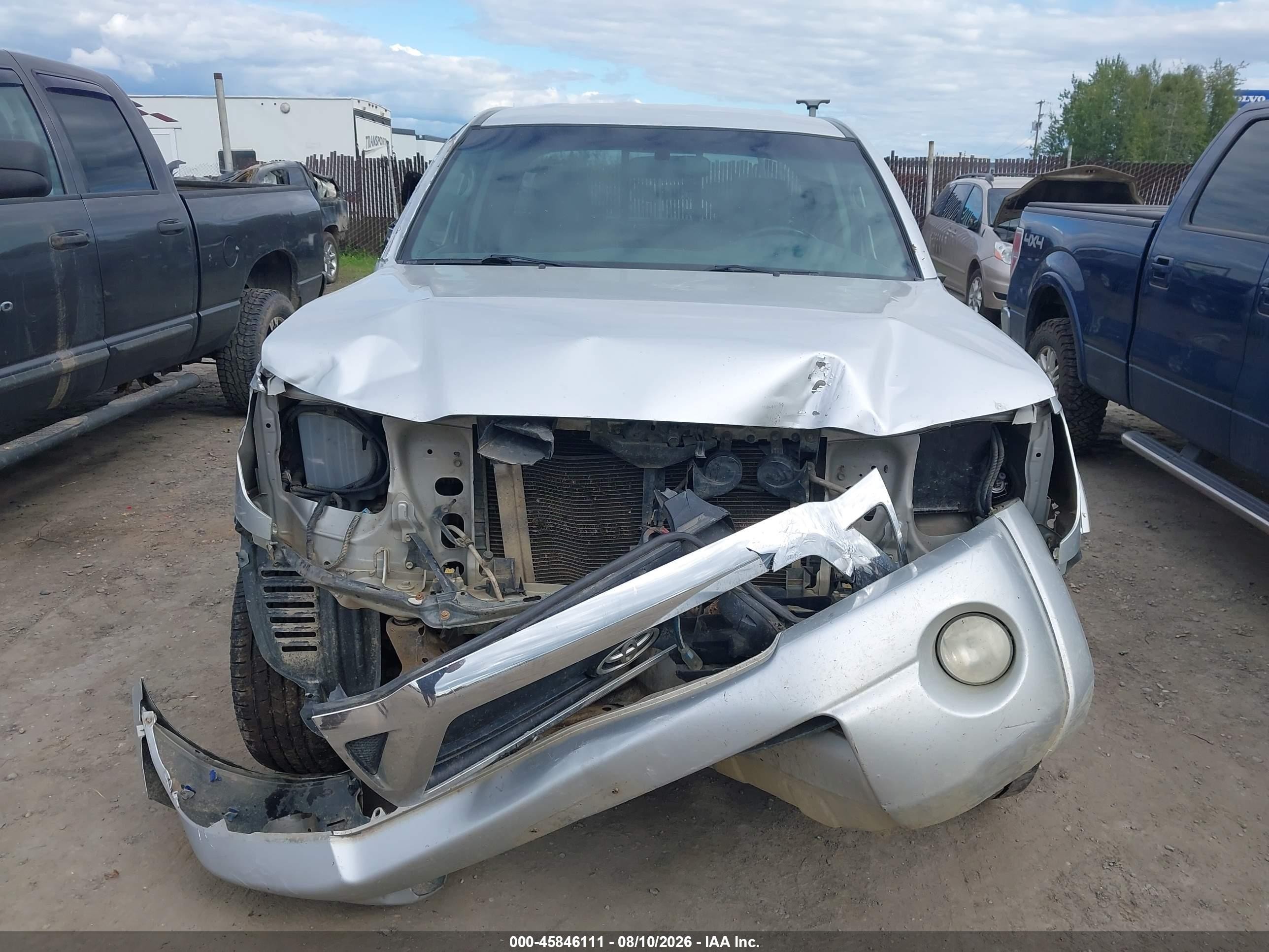 2005 Toyota Tacoma Base V6 Silver vin: 5TEUU42N55Z071157
