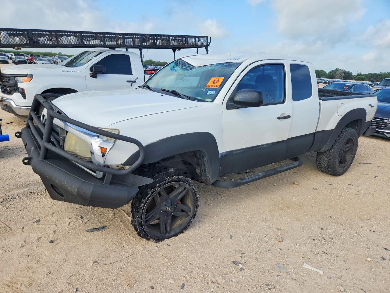 2006 Toyota Tacoma Access Cab White vin: 5TEUU42N56Z313690