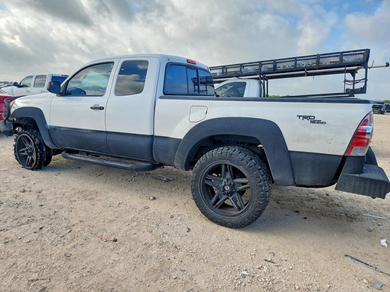 2006 Toyota Tacoma Access Cab White vin: 5TEUU42N56Z313690