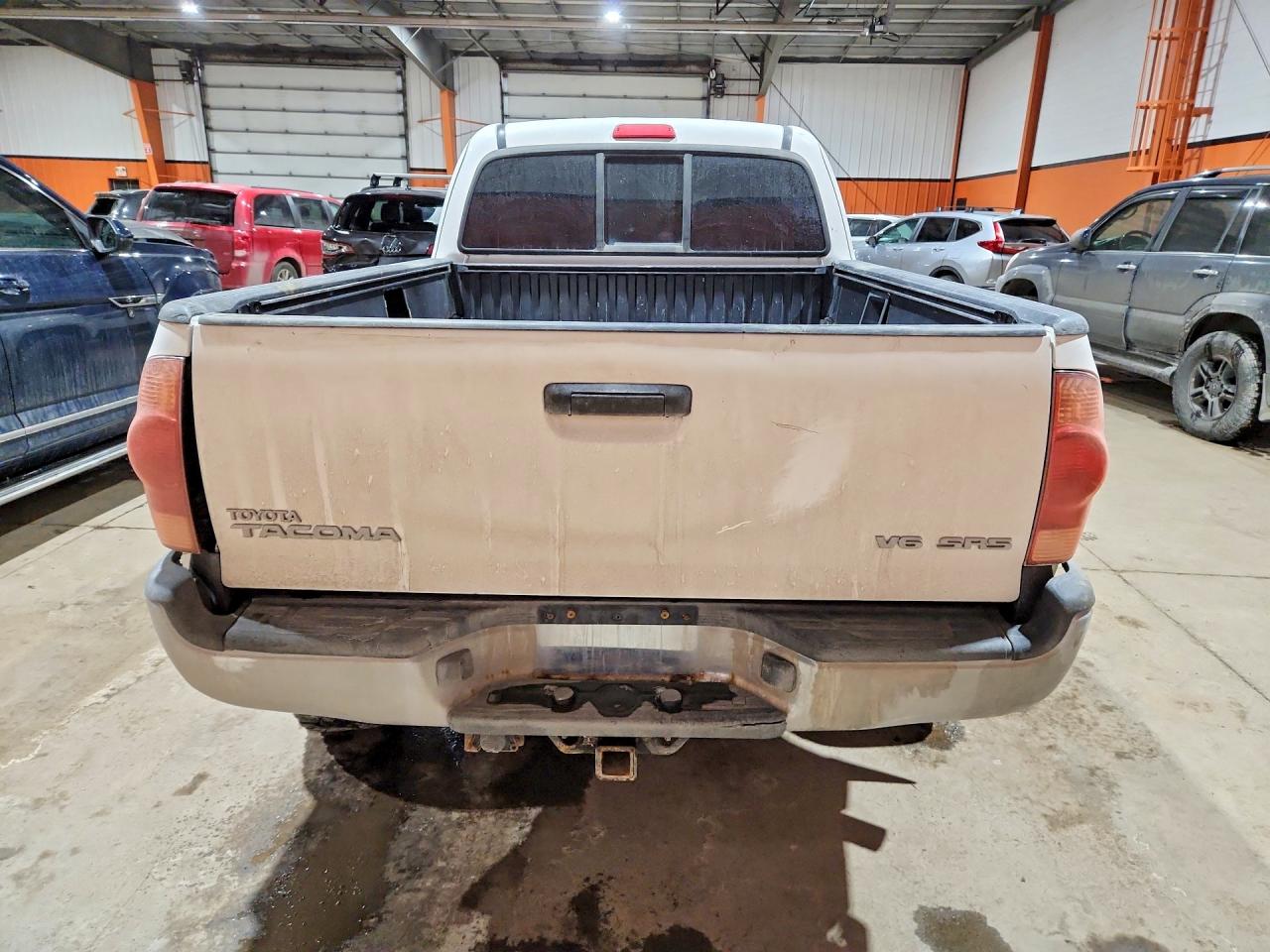 2007 Toyota Tacoma V6 White vin: 5TEUU42N67Z348613