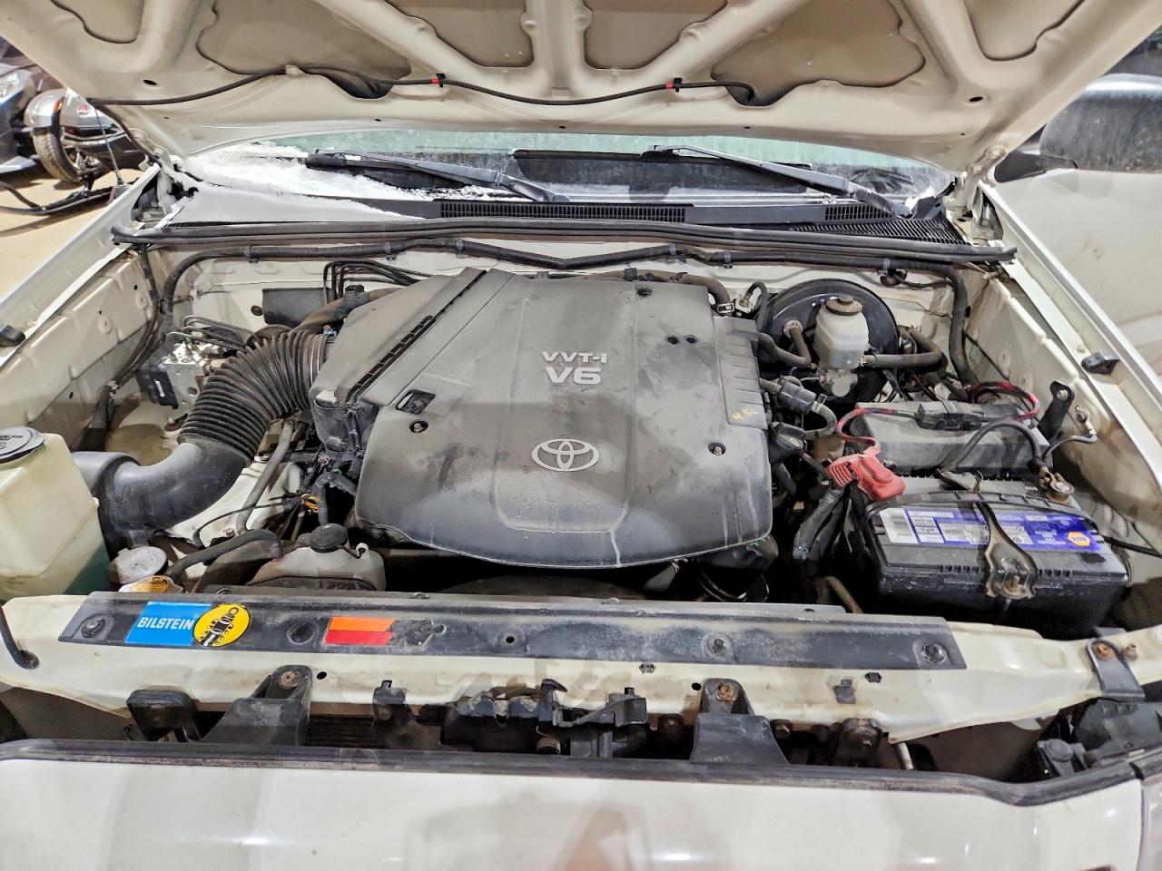 2007 Toyota Tacoma V6 White vin: 5TEUU42N67Z348613