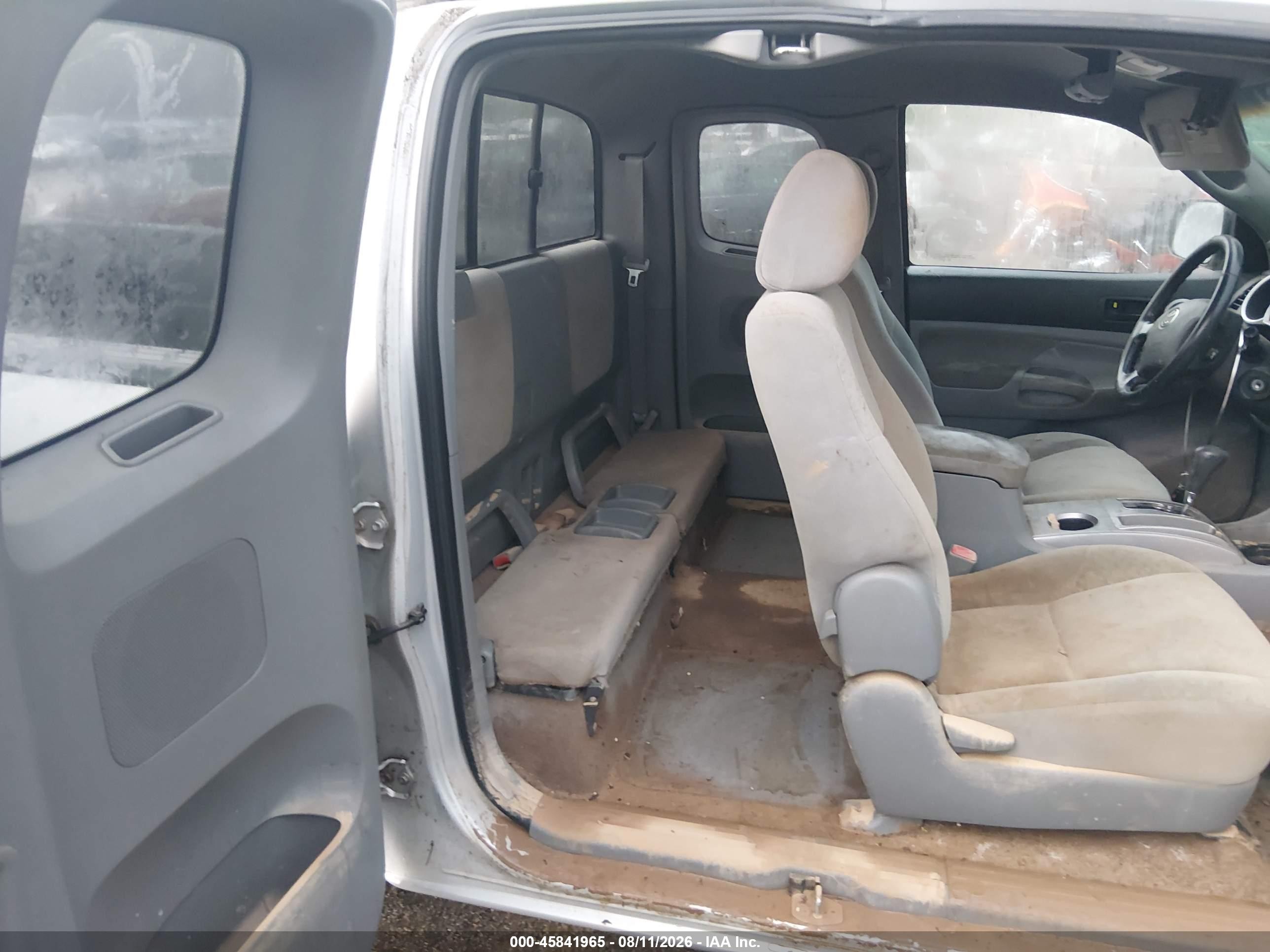 2007 Toyota Tacoma Base V6 Silver vin: 5TEUU42N67Z442880