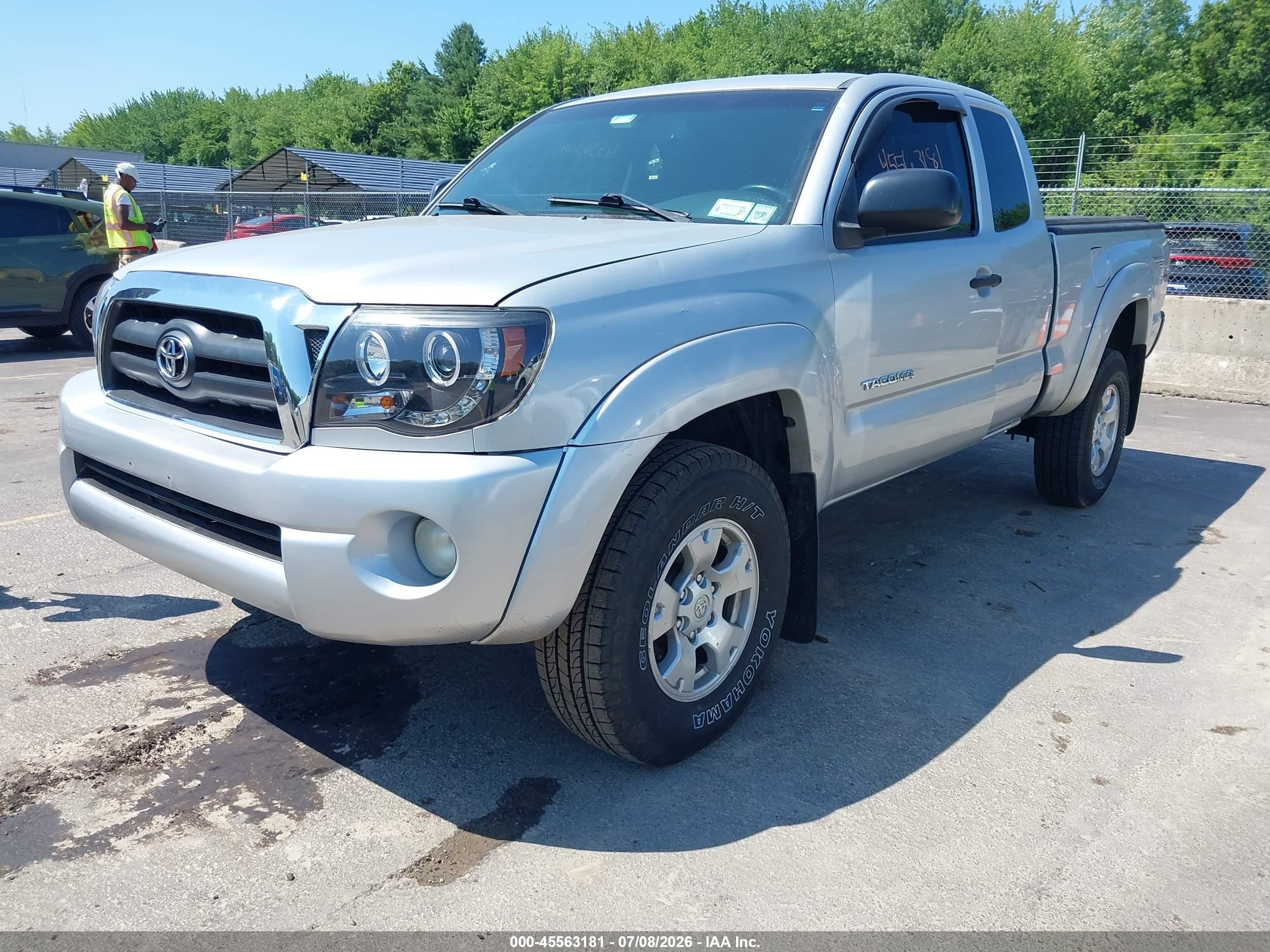 2009 Toyota Tacoma Base V6 Silver vin: 5TEUU42N69Z604204