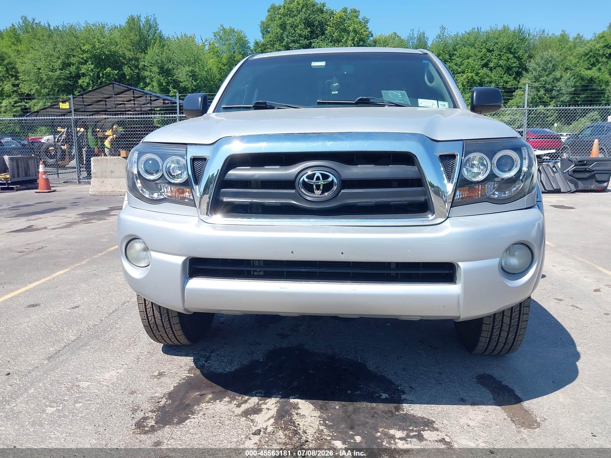2009 Toyota Tacoma Base V6 Silver vin: 5TEUU42N69Z604204