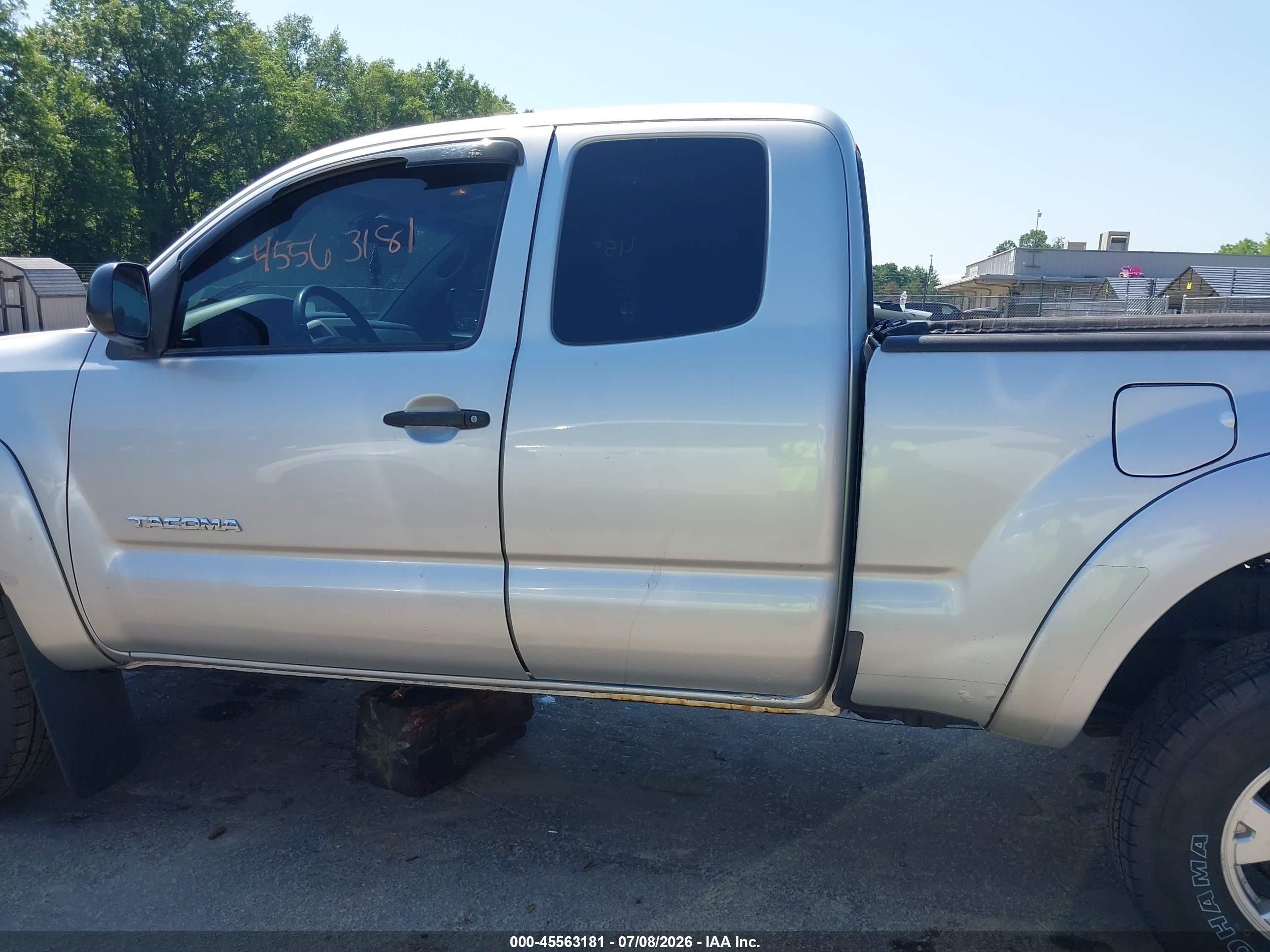 2009 Toyota Tacoma Base V6 Silver vin: 5TEUU42N69Z604204