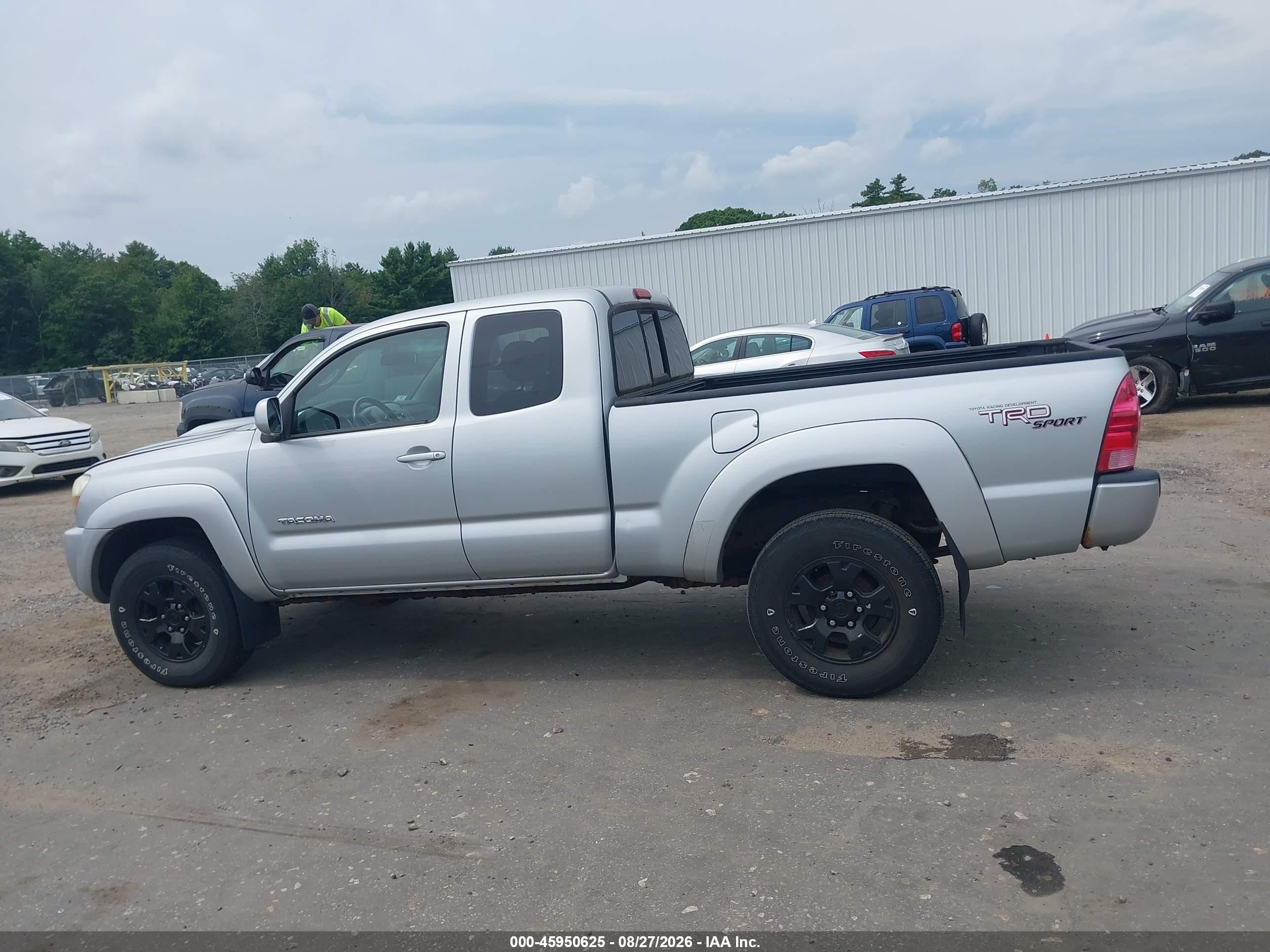 2005 Toyota Tacoma Base V6 Silver vin: 5TEUU42N75Z101470