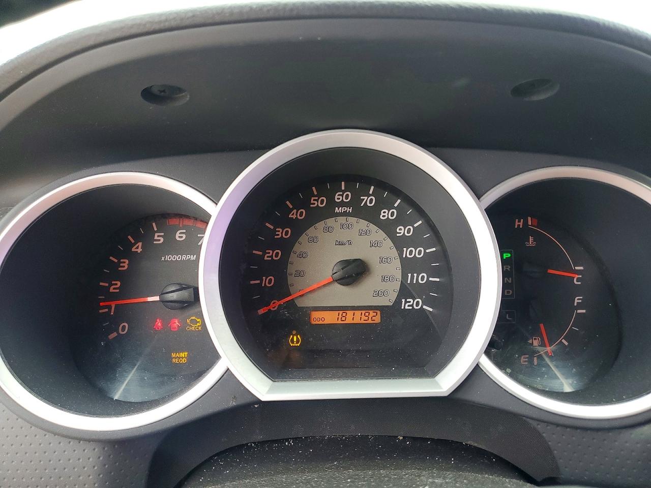 2007 Toyota Tacoma Access Cab White vin: 5TEUU42N77Z357112