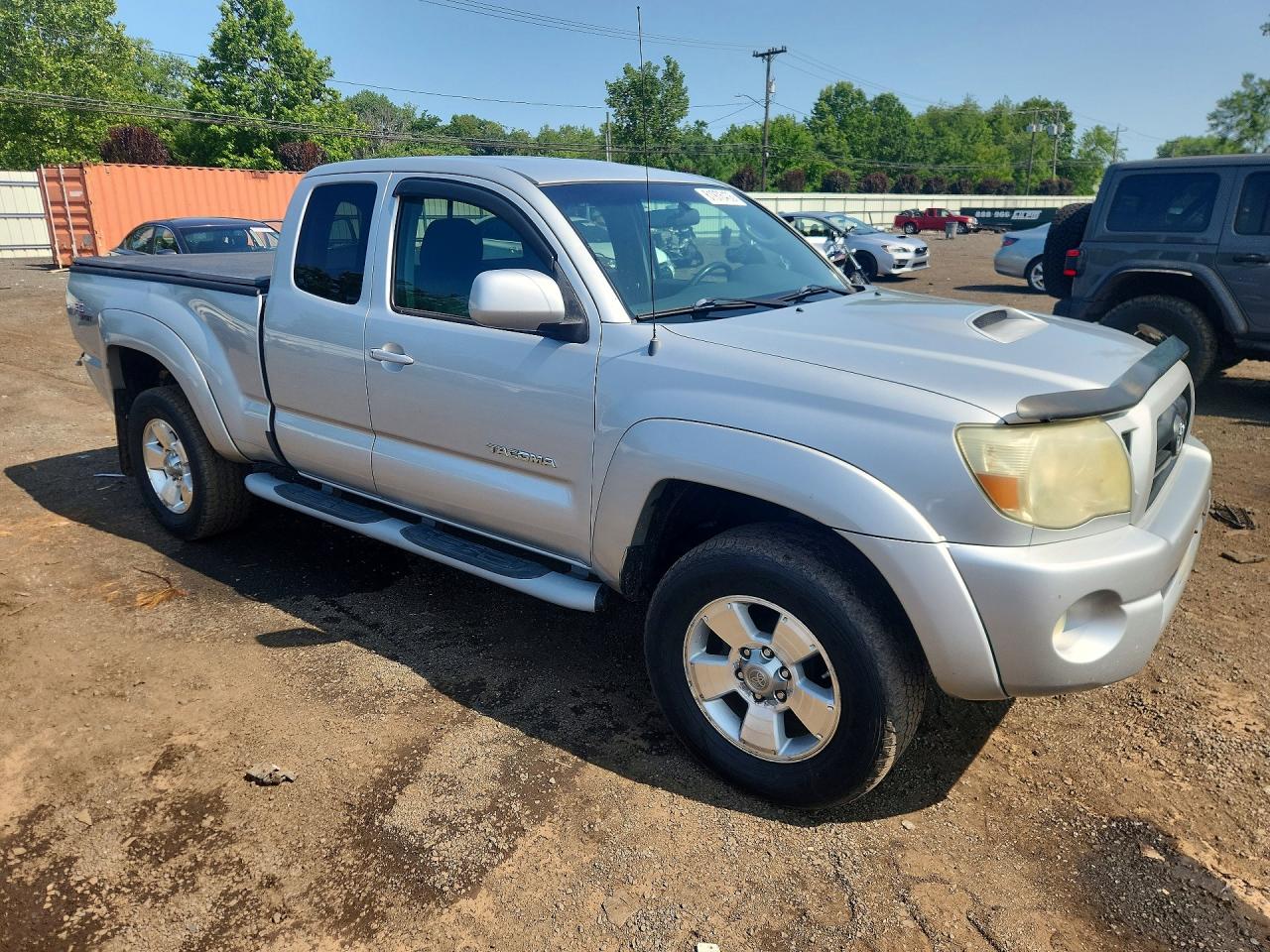 2007 Toyota Tacoma V6 Silver vin: 5TEUU42N77Z446176