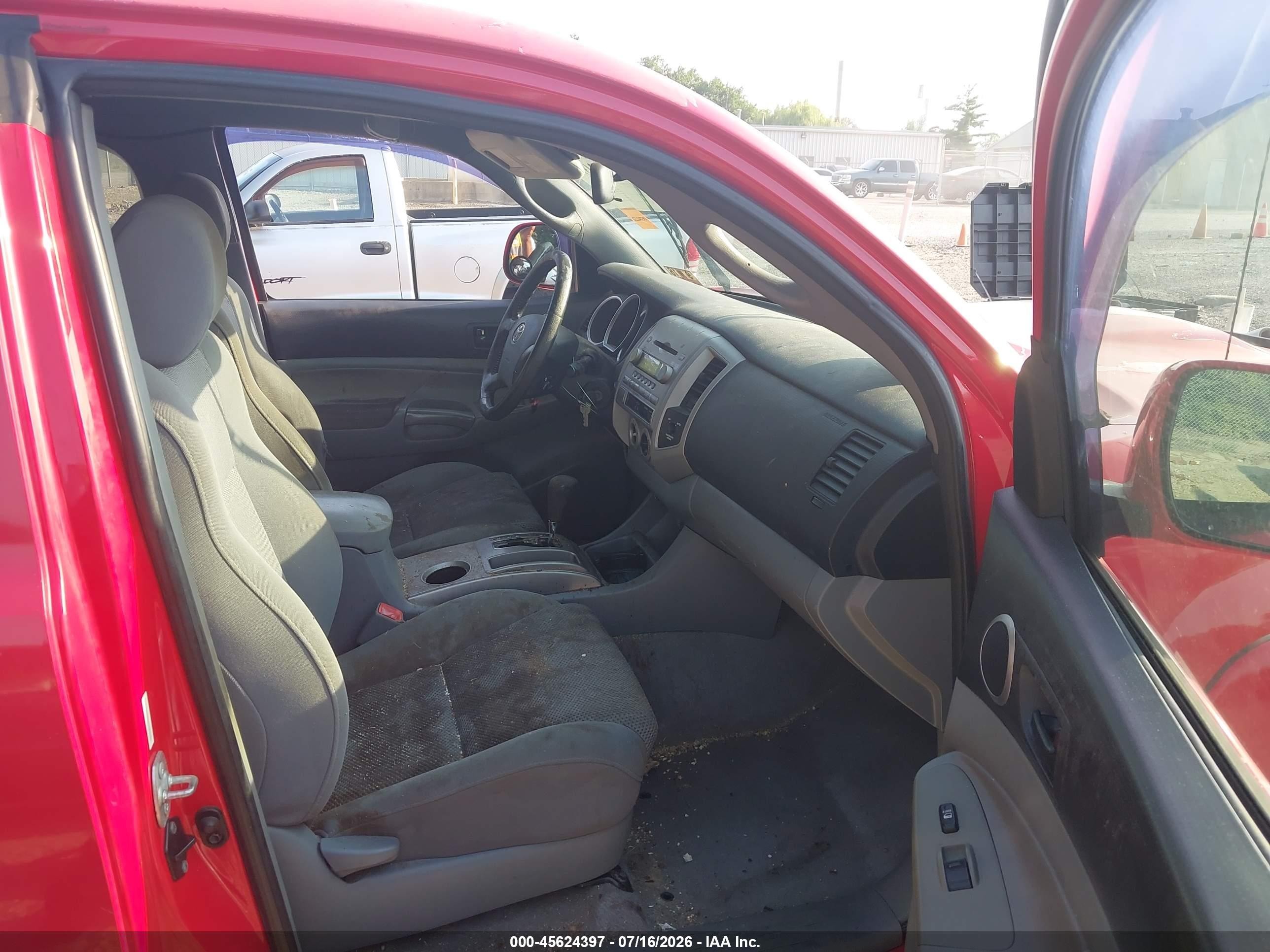 2008 Toyota Tacoma Base V6 Red vin: 5TEUU42N88Z591079
