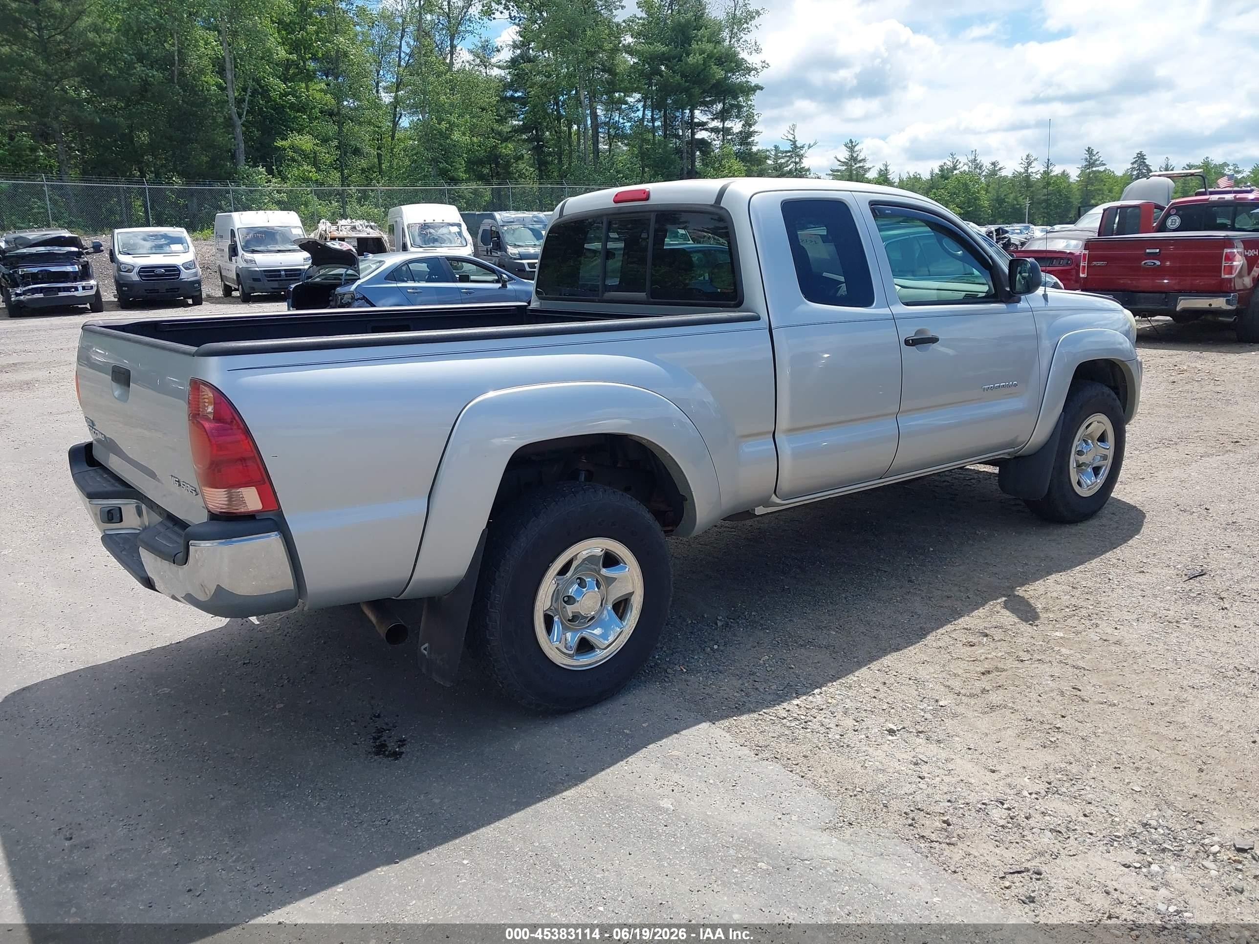 2005 Toyota Tacoma Base V6 Silver vin: 5TEUU42N95Z049906