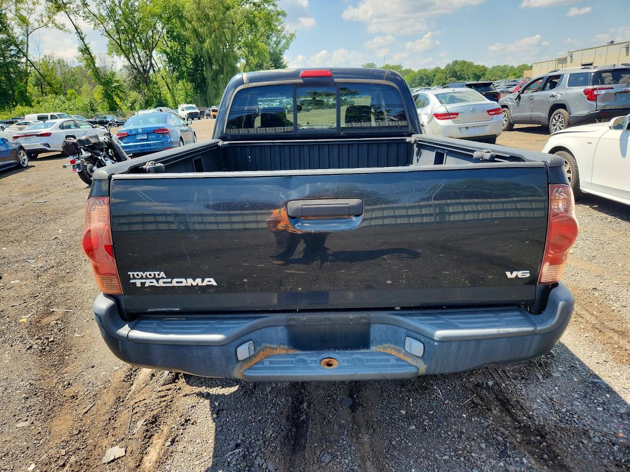 2006 Toyota Tacoma V6 Black vin: 5TEUU42N96Z266504