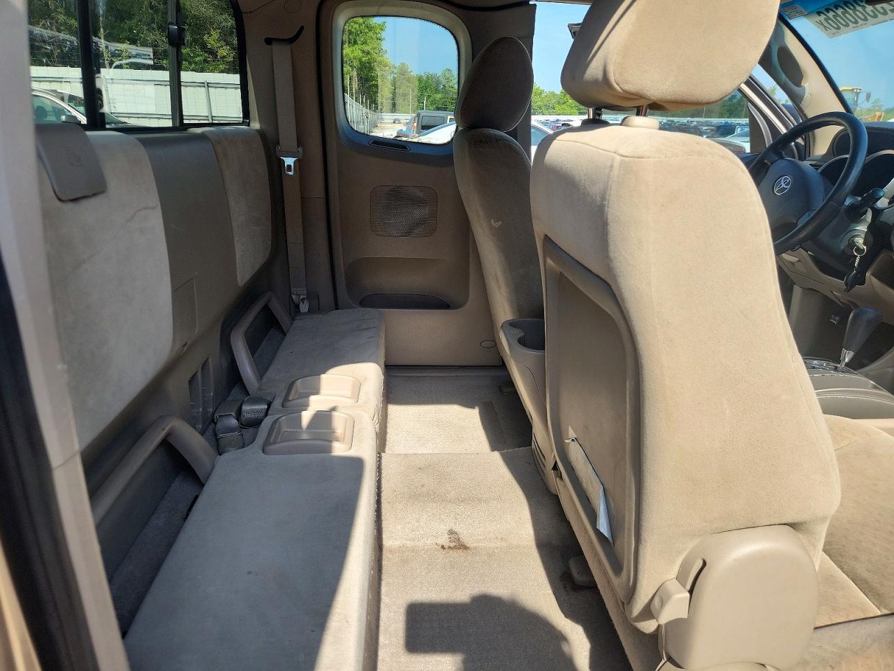 2007 Toyota Tacoma V6 Tan vin: 5TEUU42N97Z331904