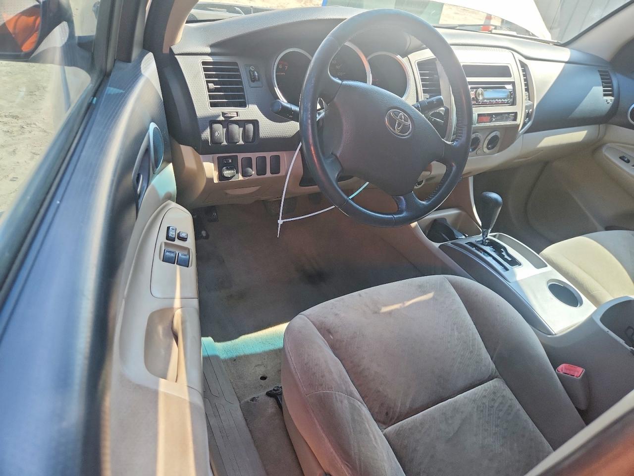 2007 Toyota Tacoma V6 Tan vin: 5TEUU42N97Z331904
