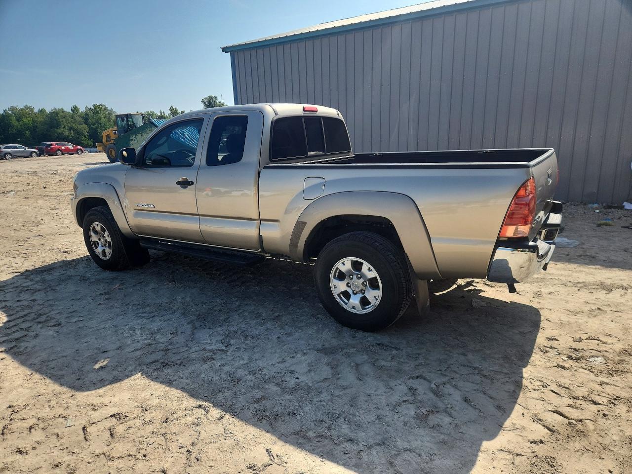 2007 Toyota Tacoma V6 Tan vin: 5TEUU42N97Z331904