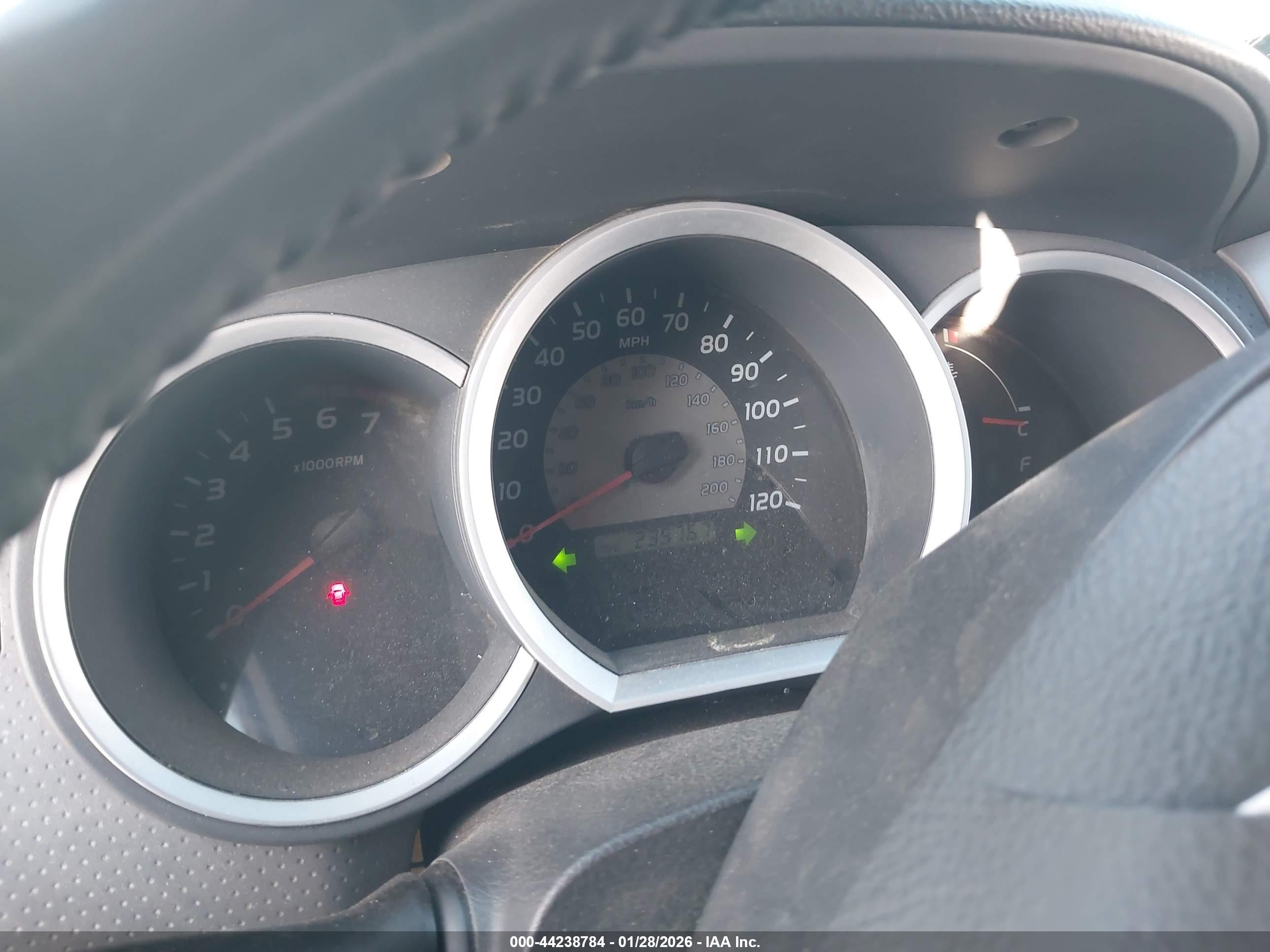 2007 Toyota Tacoma Base V6 Серебряный vin: 5TEUU42N97Z418802