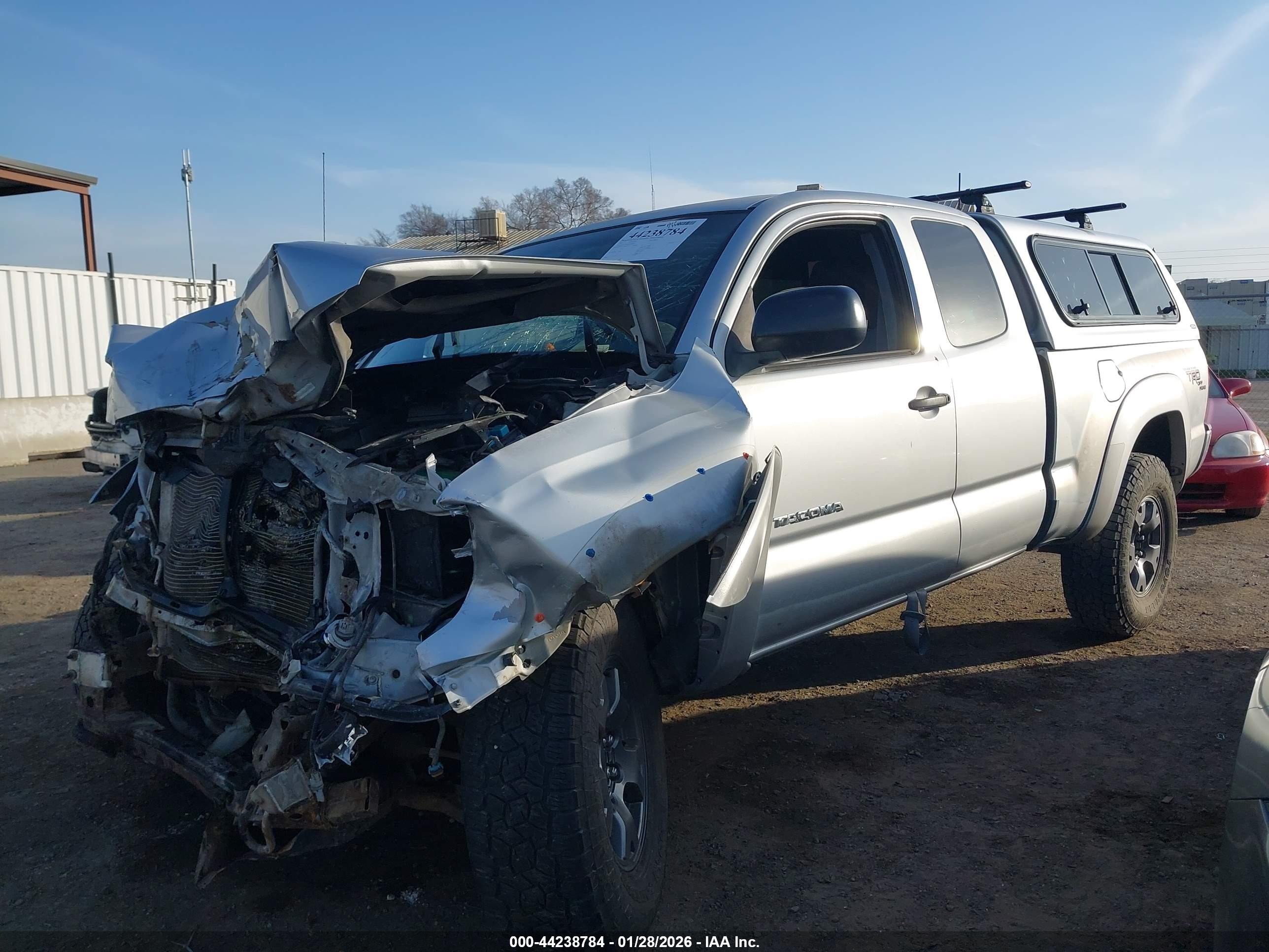 2007 Toyota Tacoma Base V6 Серебряный vin: 5TEUU42N97Z418802