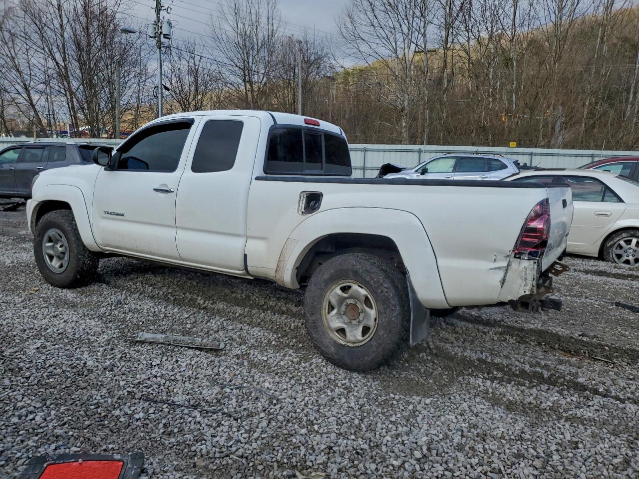 2008 Toyota Tacoma Access Cab White vin: 5TEUU42N98Z549004