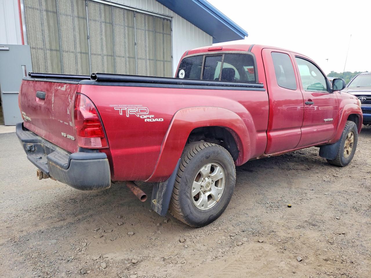 2005 Toyota Tacoma Access Cab Red vin: 5TEUU42NX5Z054032