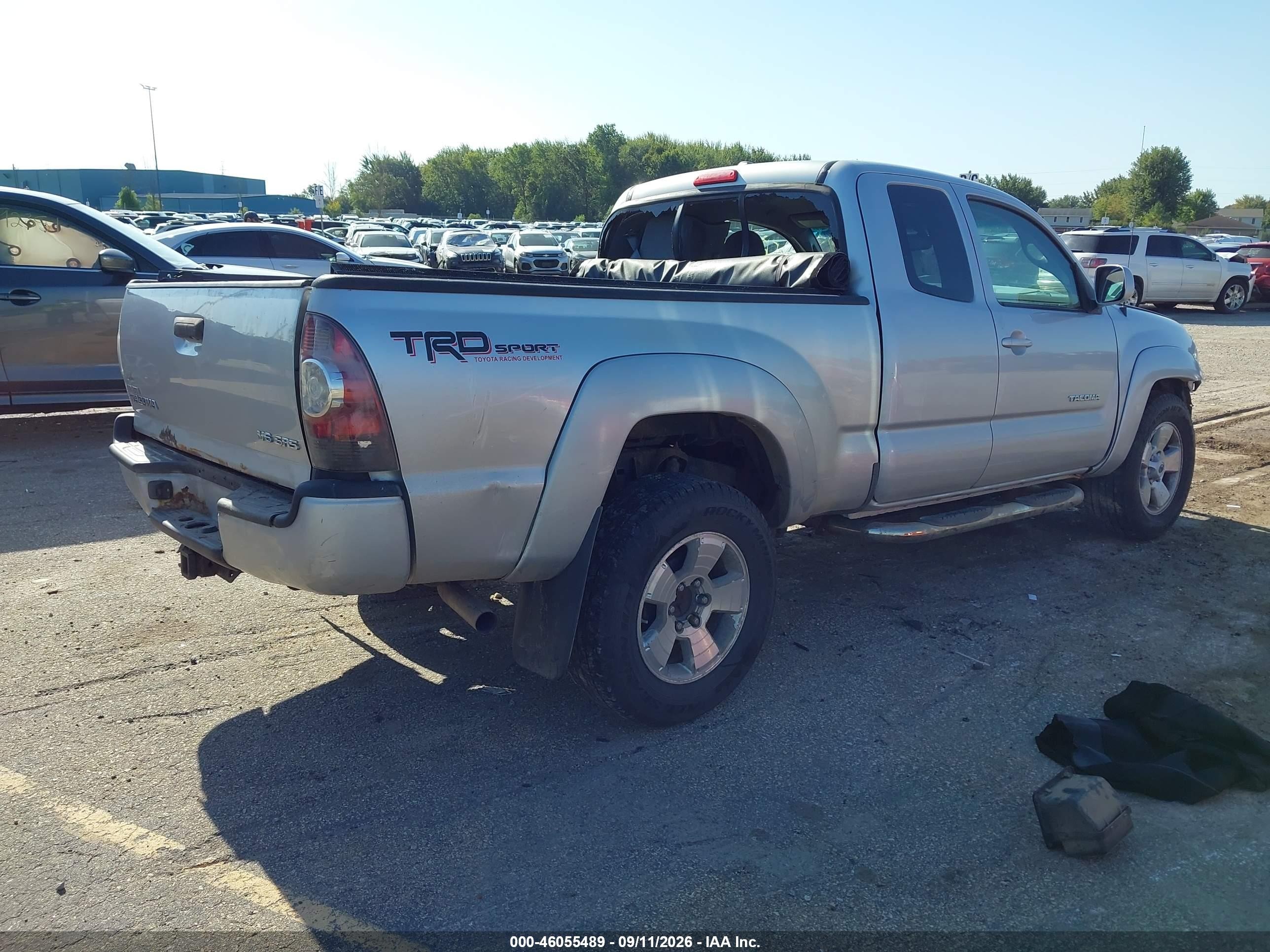 2010 Toyota Tacoma Base V6 Silver vin: 5TEUU4EN0AZ693977