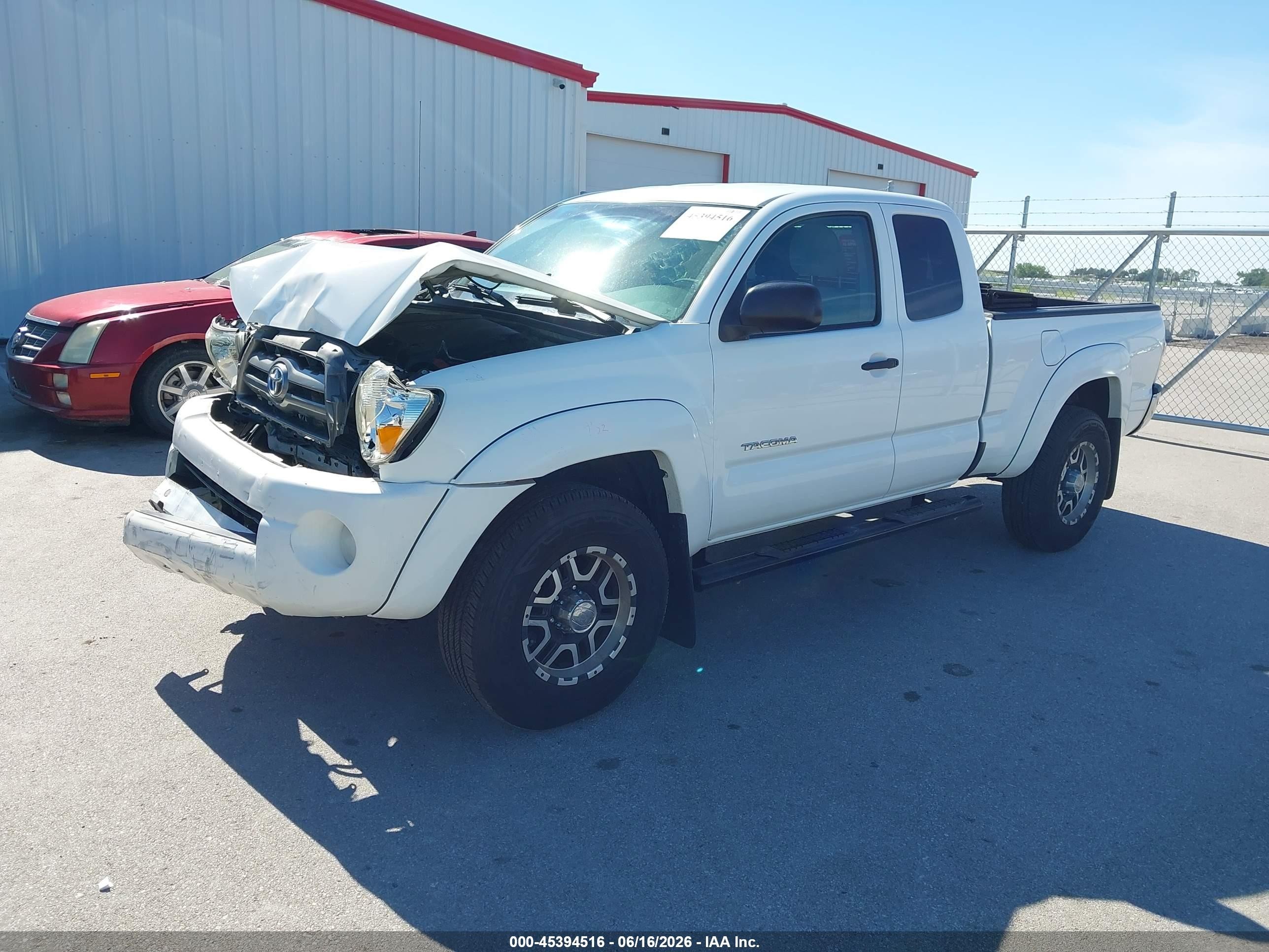 2010 Toyota Tacoma Base V6 White vin: 5TEUU4EN0AZ709126