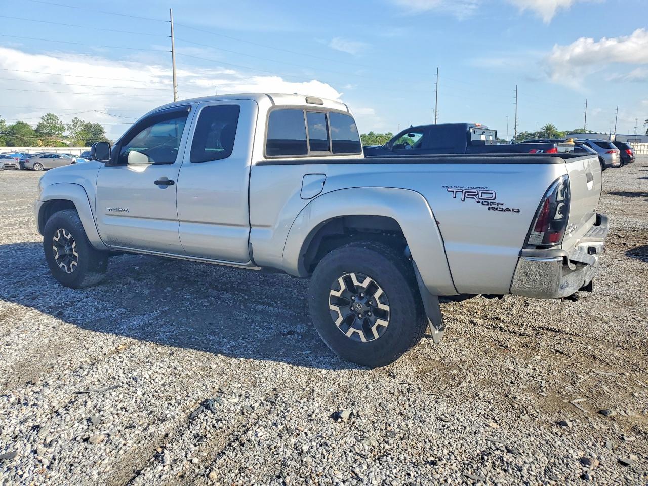 2010 Toyota Tacoma Access Cab Silver vin: 5TEUU4EN2AZ697867