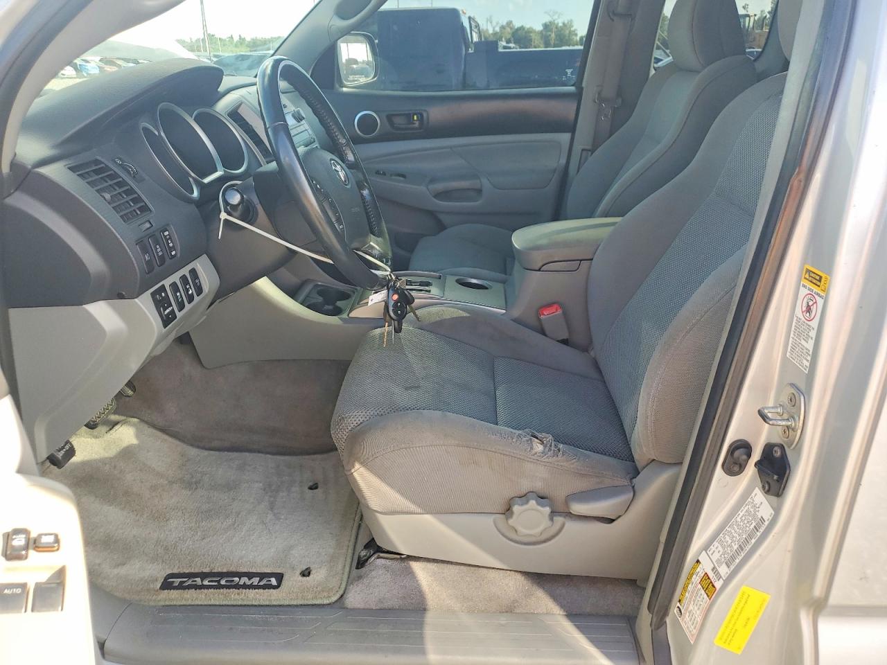 2010 Toyota Tacoma Access Cab Silver vin: 5TEUU4EN2AZ697867