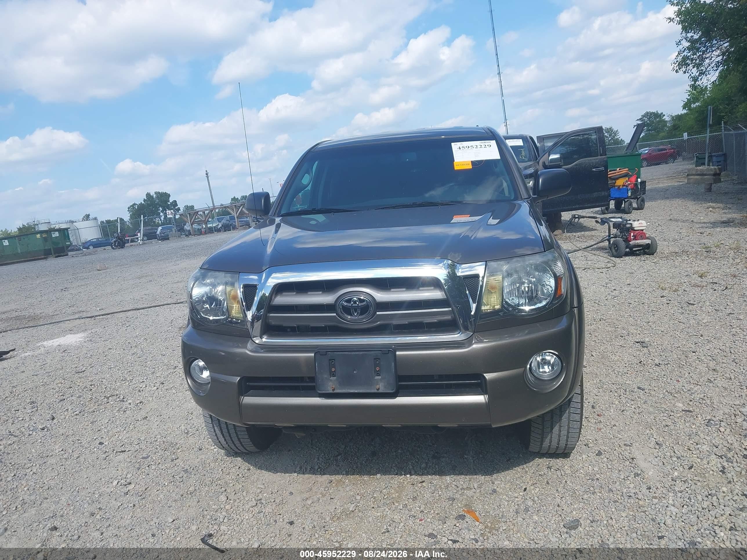 2010 Toyota Tacoma Base V6 Brown vin: 5TEUU4EN2AZ720287