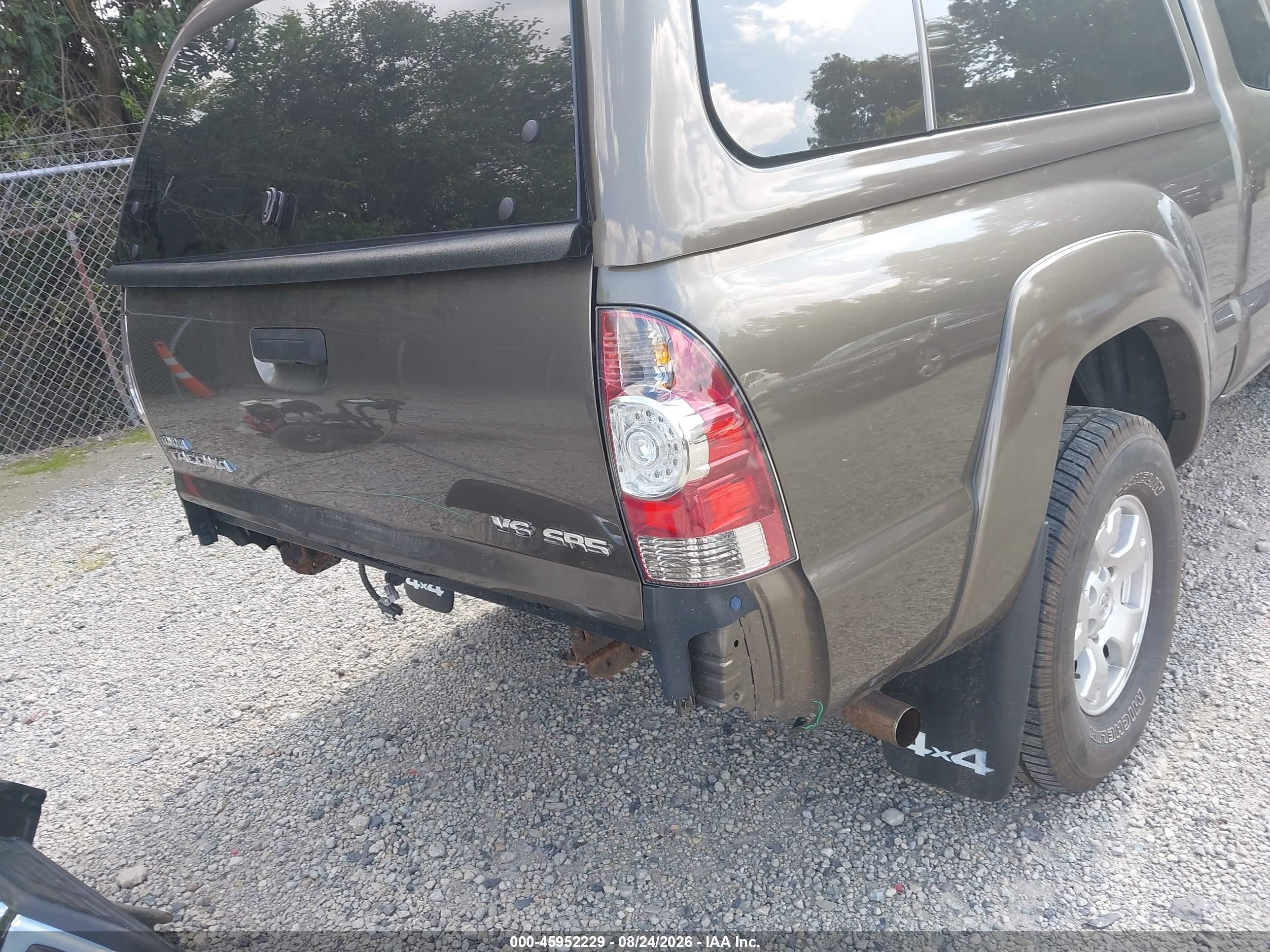 2010 Toyota Tacoma Base V6 Brown vin: 5TEUU4EN2AZ720287