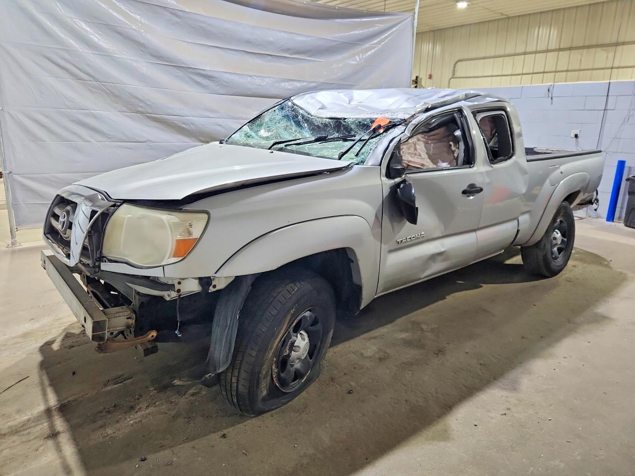 2010 Toyota Tacoma Access Cab Silver vin: 5TEUU4EN4AZ702874