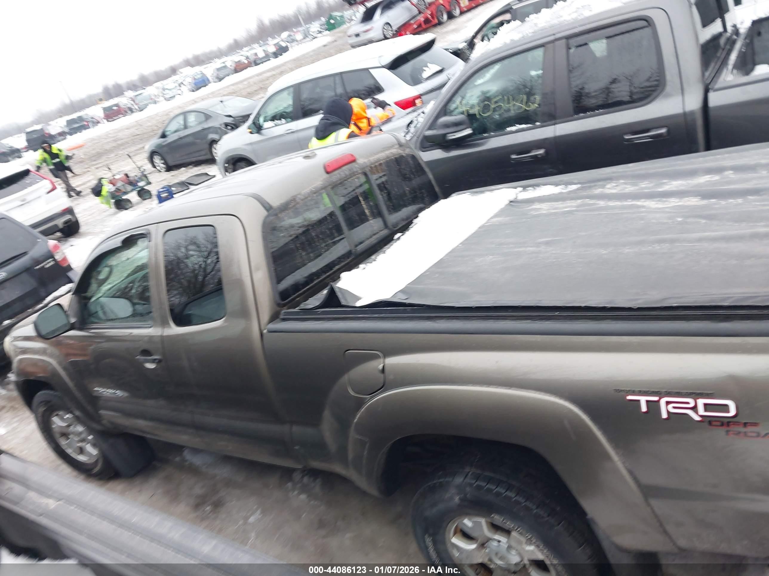 2010 Toyota Tacoma Base V6 Brown vin: 5TEUU4EN4AZ733686
