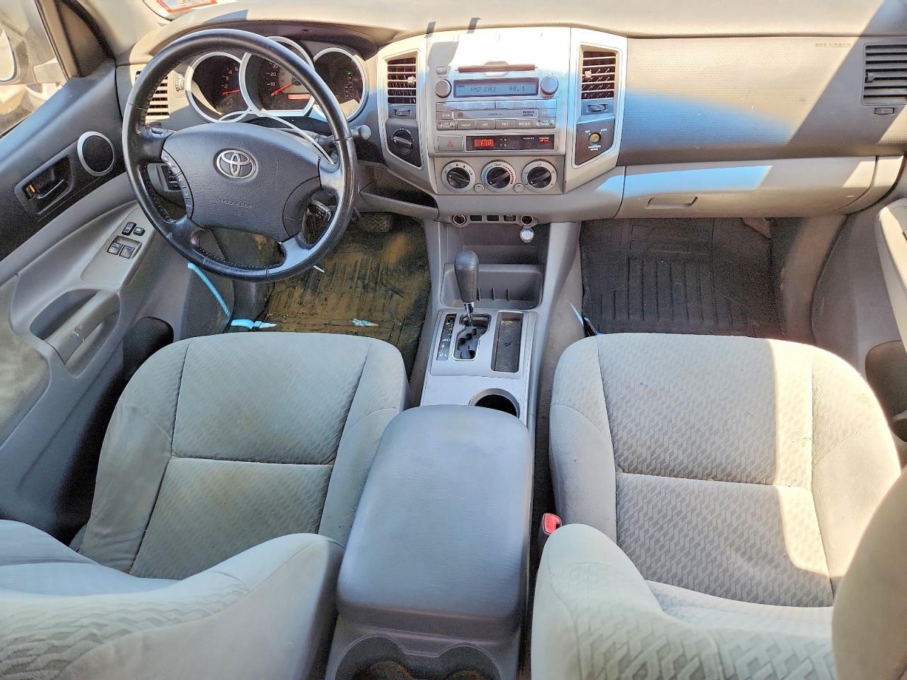 2010 Toyota Tacoma Access Cab Silver vin: 5TEUU4EN4AZ739388