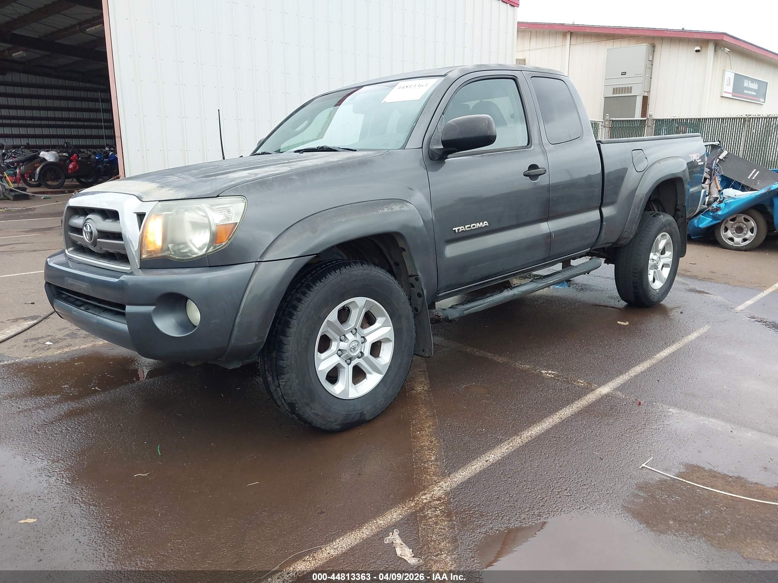 2010 Toyota Tacoma Base V6 Gray vin: 5TEUU4EN7AZ746352