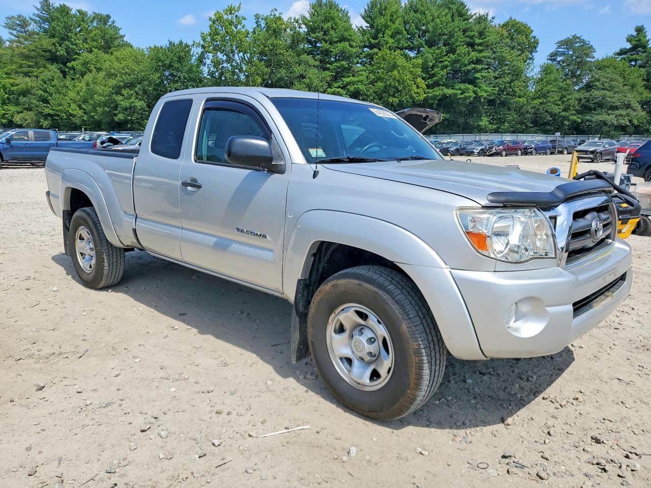 2010 Toyota Tacoma V6 Silver vin: 5TEUU4ENXAZ746149