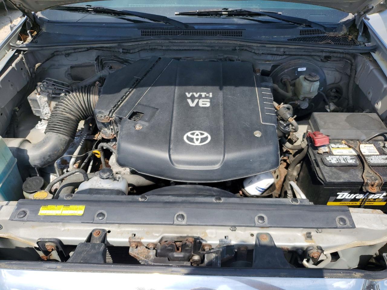 2010 Toyota Tacoma V6 Silver vin: 5TEUU4ENXAZ746149