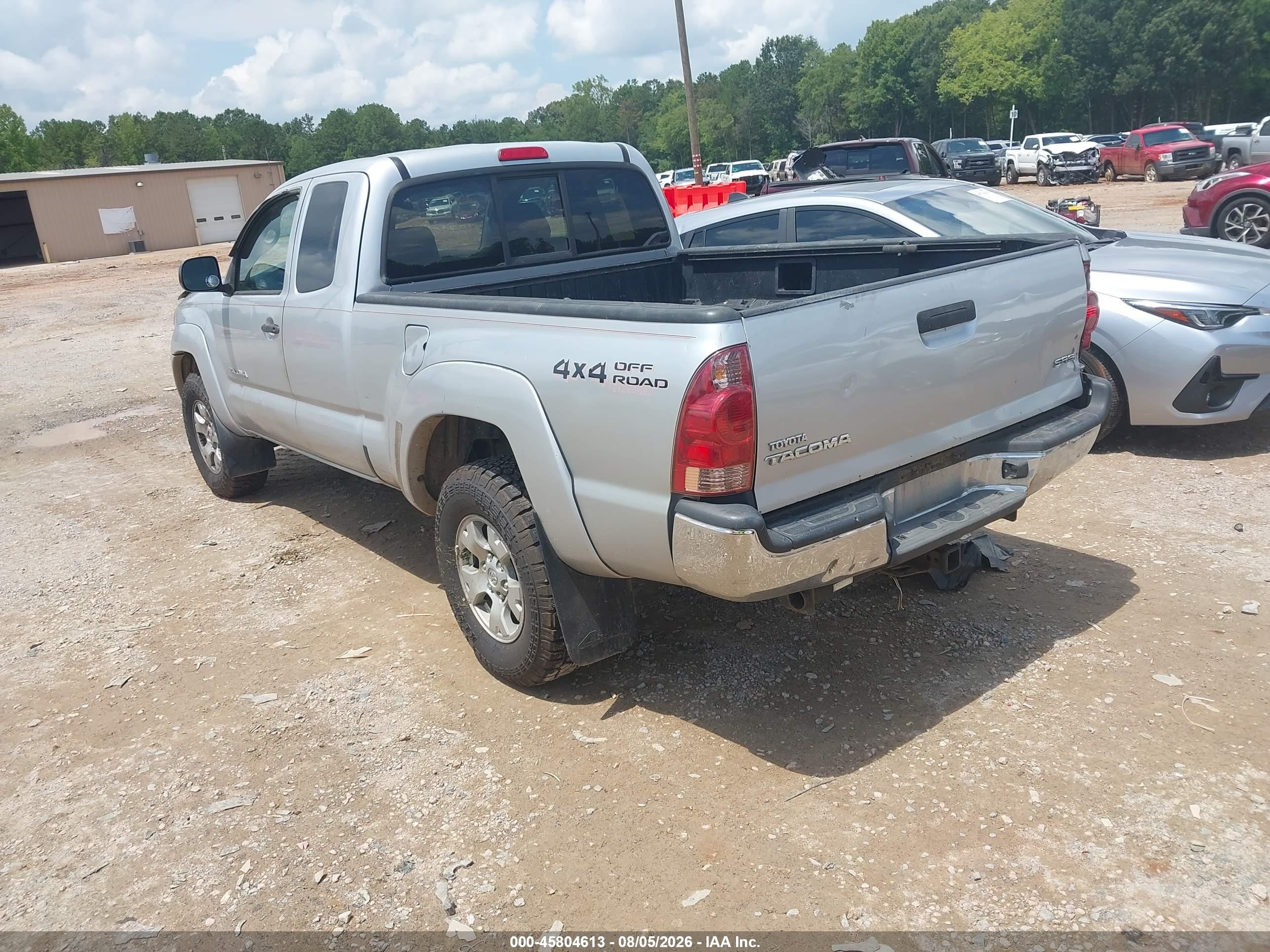 2008 Toyota Tacoma   Silver vin: 5TEUX42N08Z537041