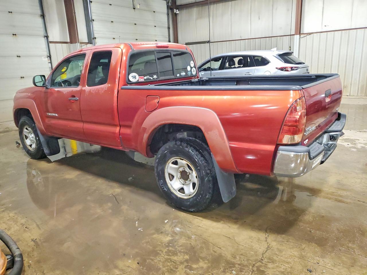 2008 Toyota Tacoma Access Cab Red vin: 5TEUX42N18Z542619