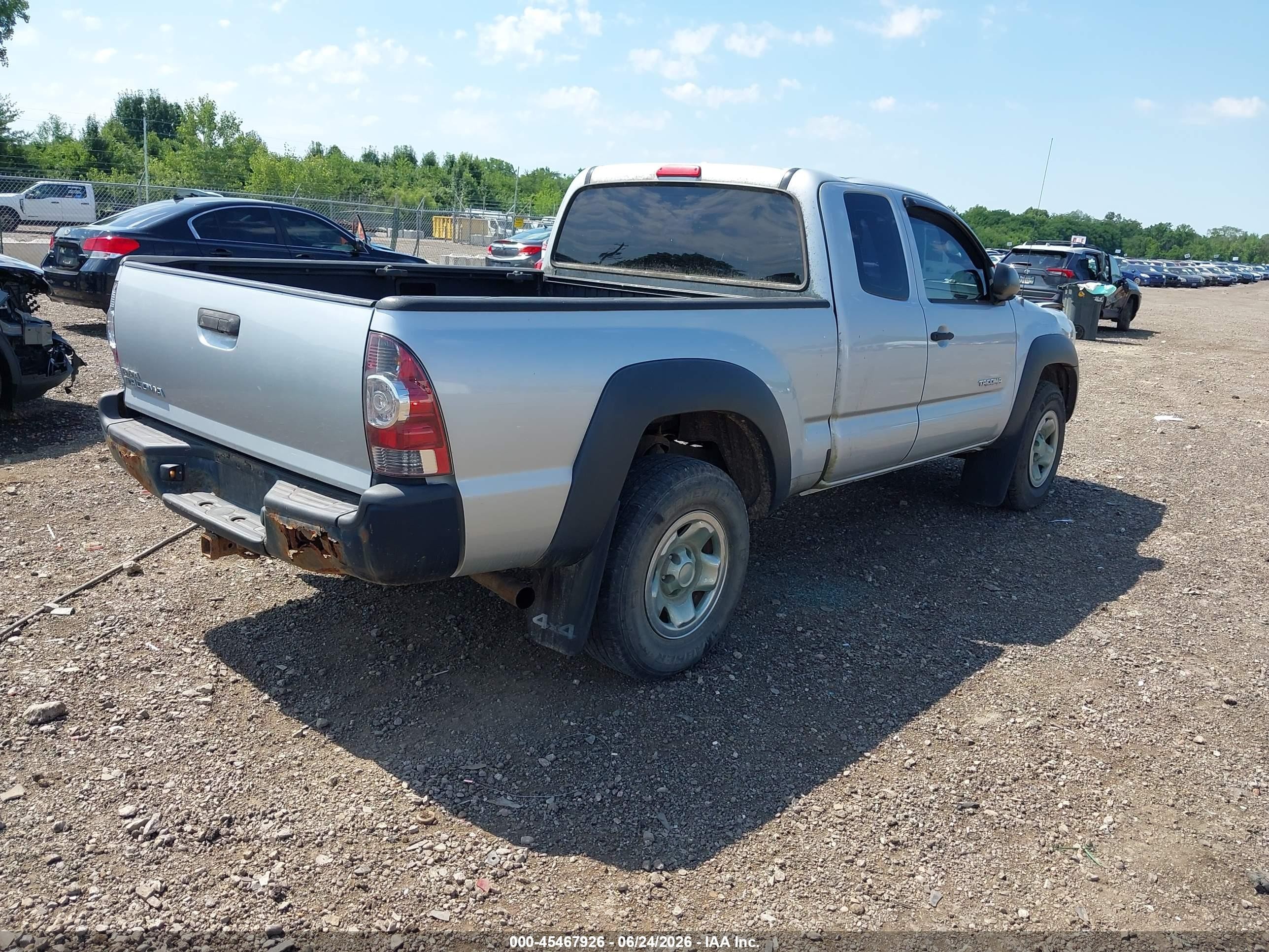2009 Toyota Tacoma Silver vin: 5TEUX42N19Z612282