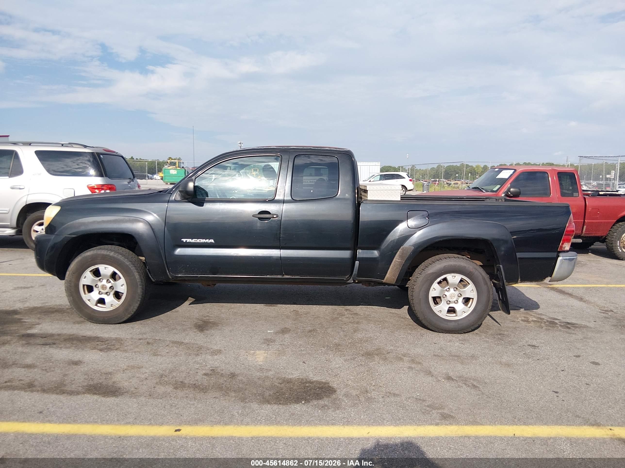 2006 Toyota Tacoma   Черный vin: 5TEUX42N26Z201601
