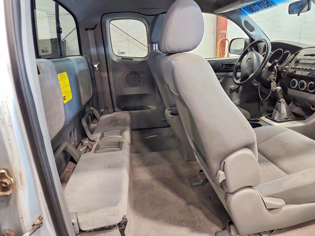 2007 Toyota Tacoma Base Серебряный vin: 5TEUX42N37Z365876