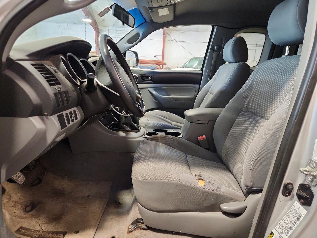 2007 Toyota Tacoma Base Серебряный vin: 5TEUX42N37Z365876