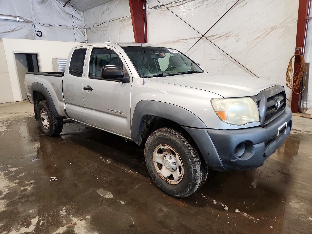 2007 Toyota Tacoma Base Серебряный vin: 5TEUX42N37Z365876