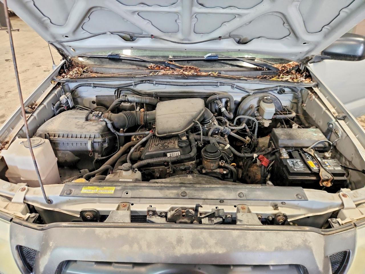 2007 Toyota Tacoma Base Серебряный vin: 5TEUX42N37Z365876