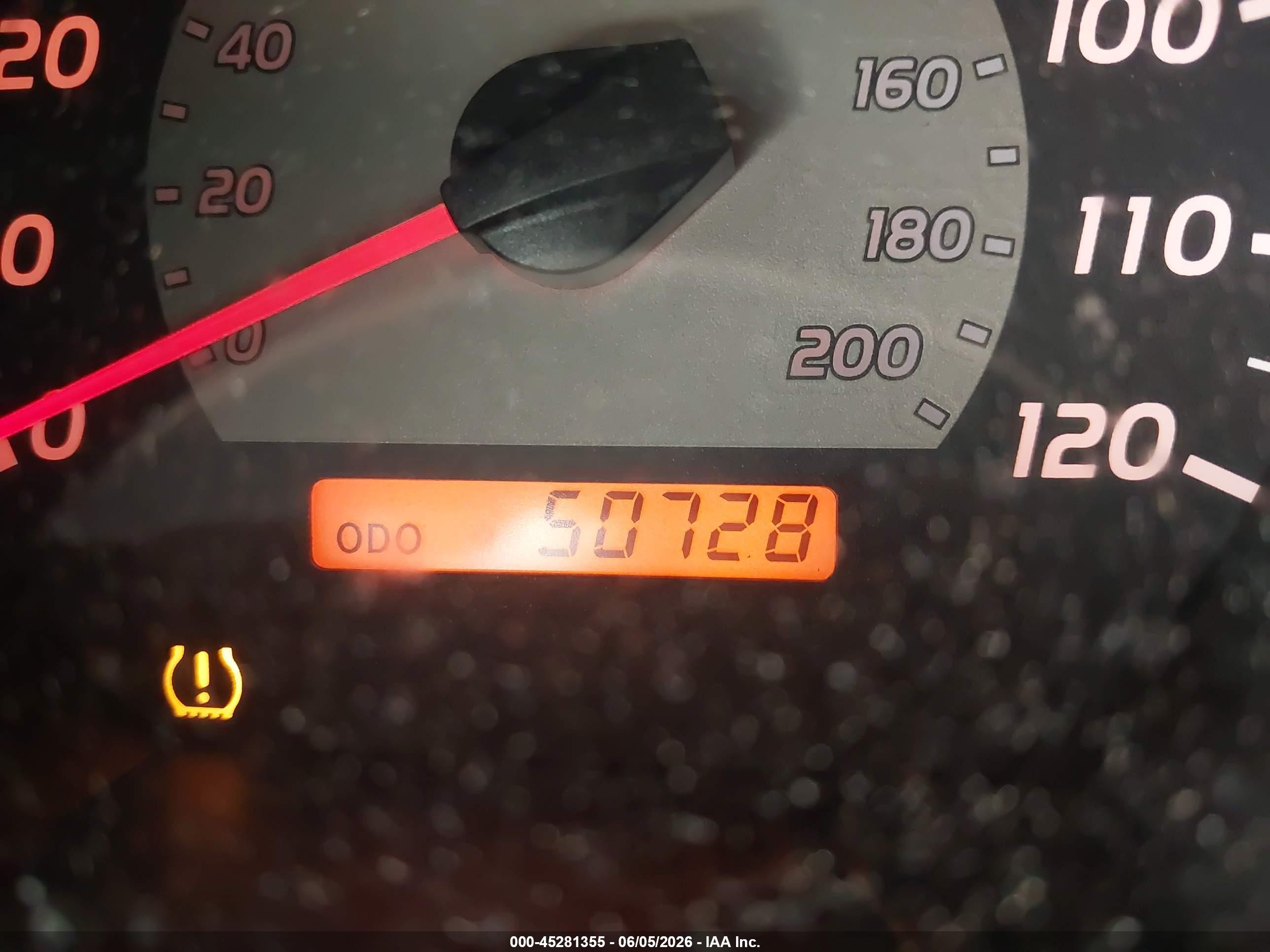 2008 Toyota Tacoma   Silver vin: 5TEUX42N38Z475621