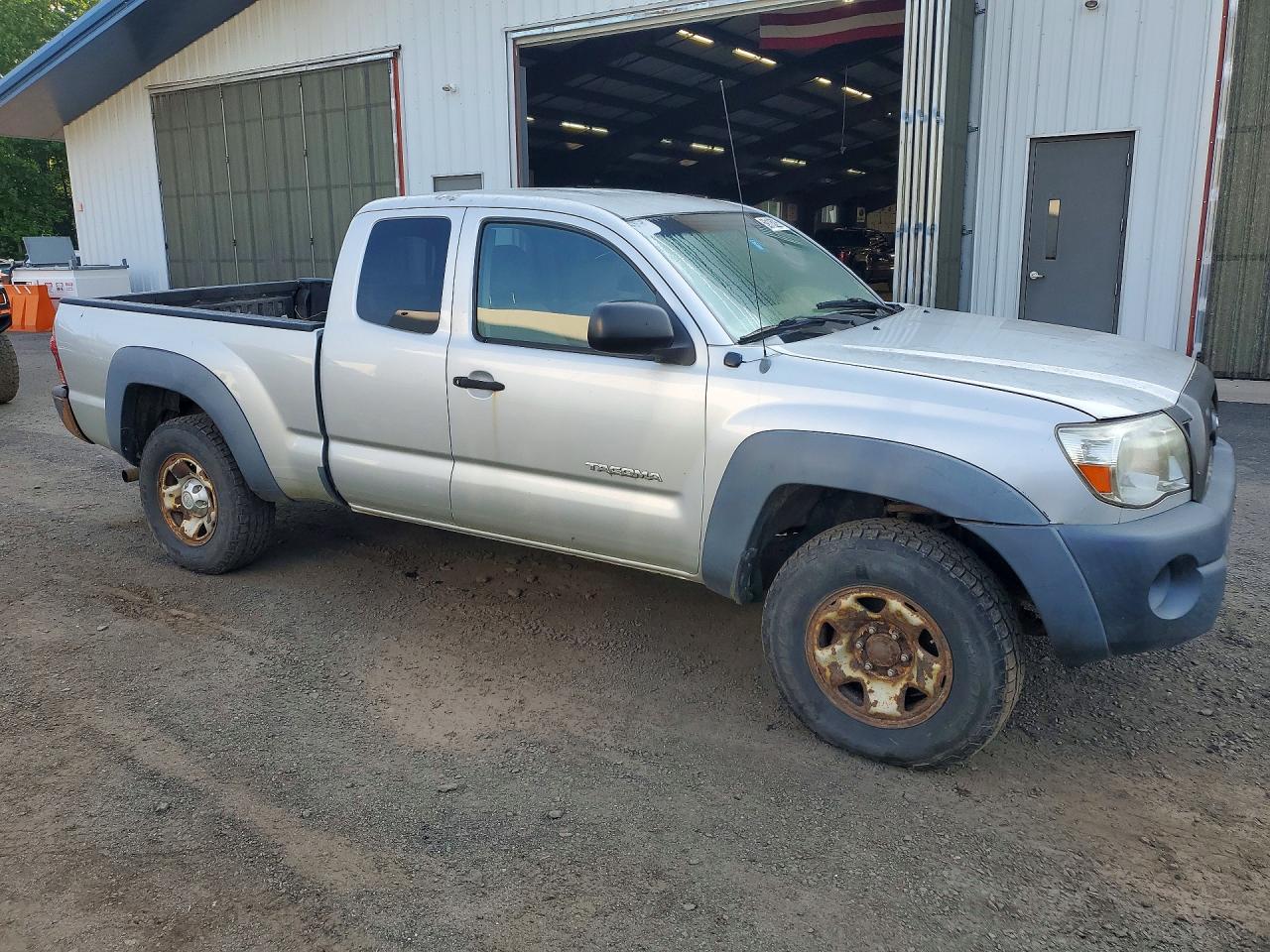 2006 Toyota Tacoma Access Cab Silver vin: 5TEUX42N46Z212504