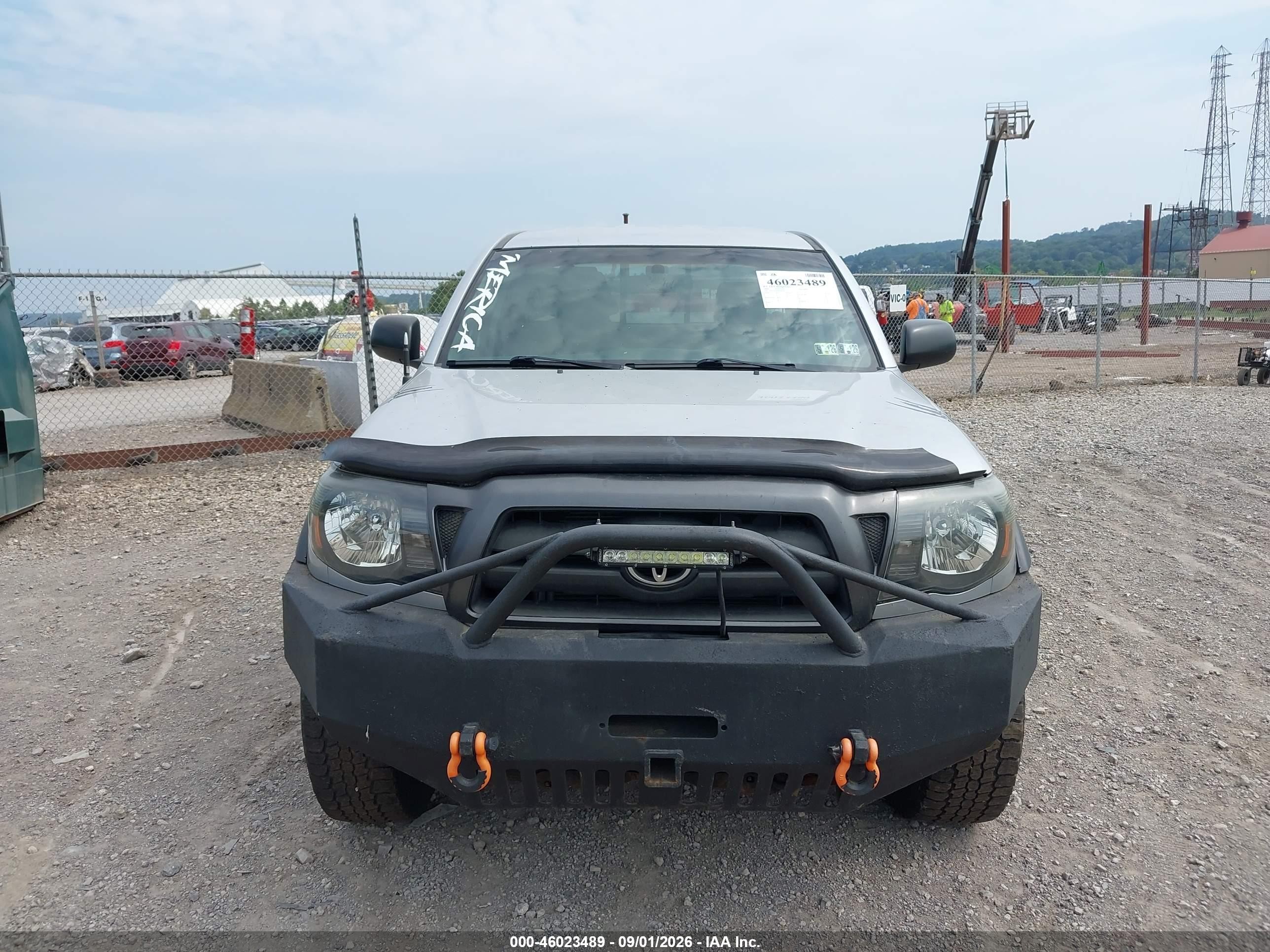 2008 Toyota Tacoma Access Cab Silver vin: 5TEUX42N48Z583391