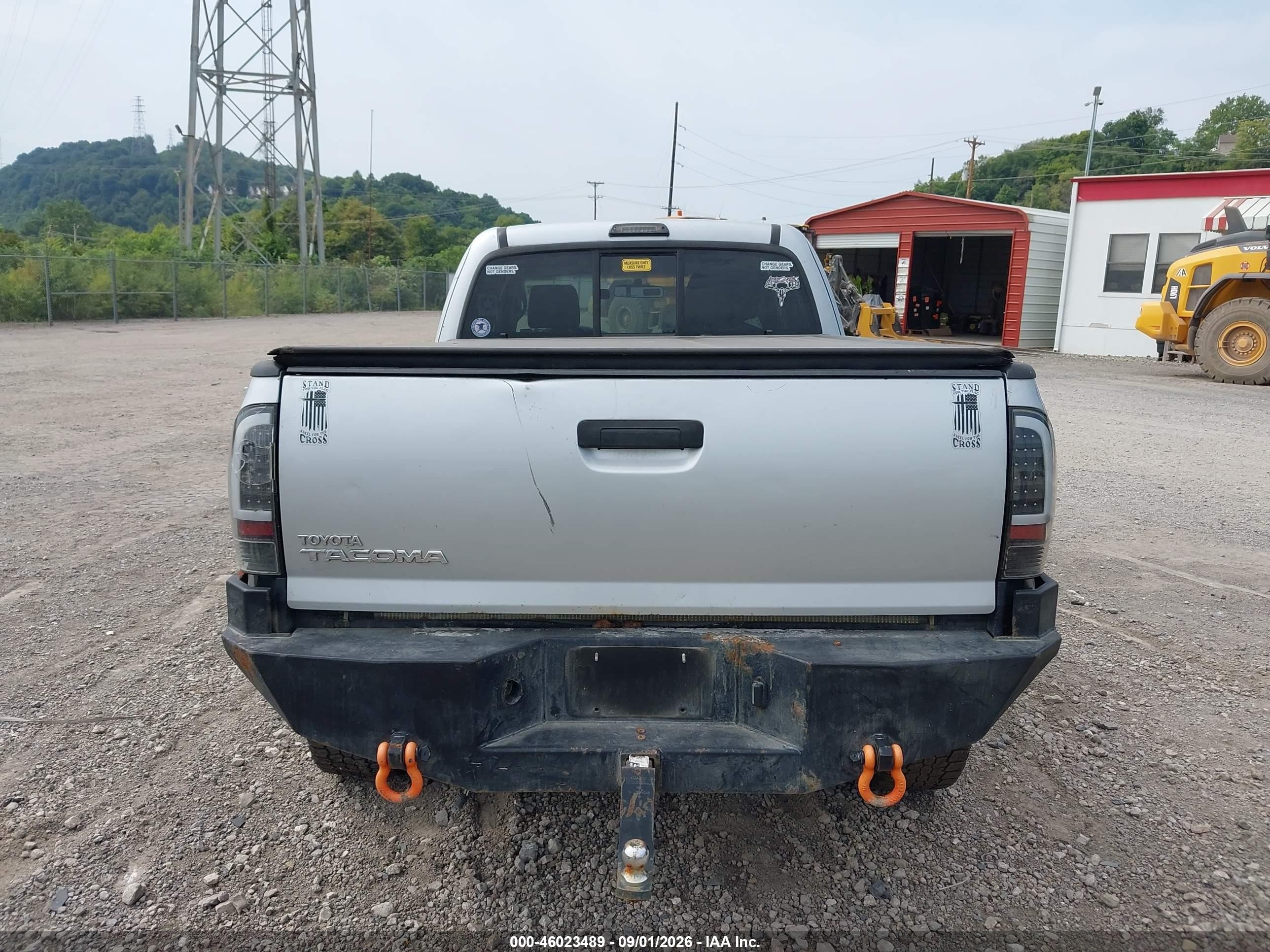 2008 Toyota Tacoma Access Cab Silver vin: 5TEUX42N48Z583391